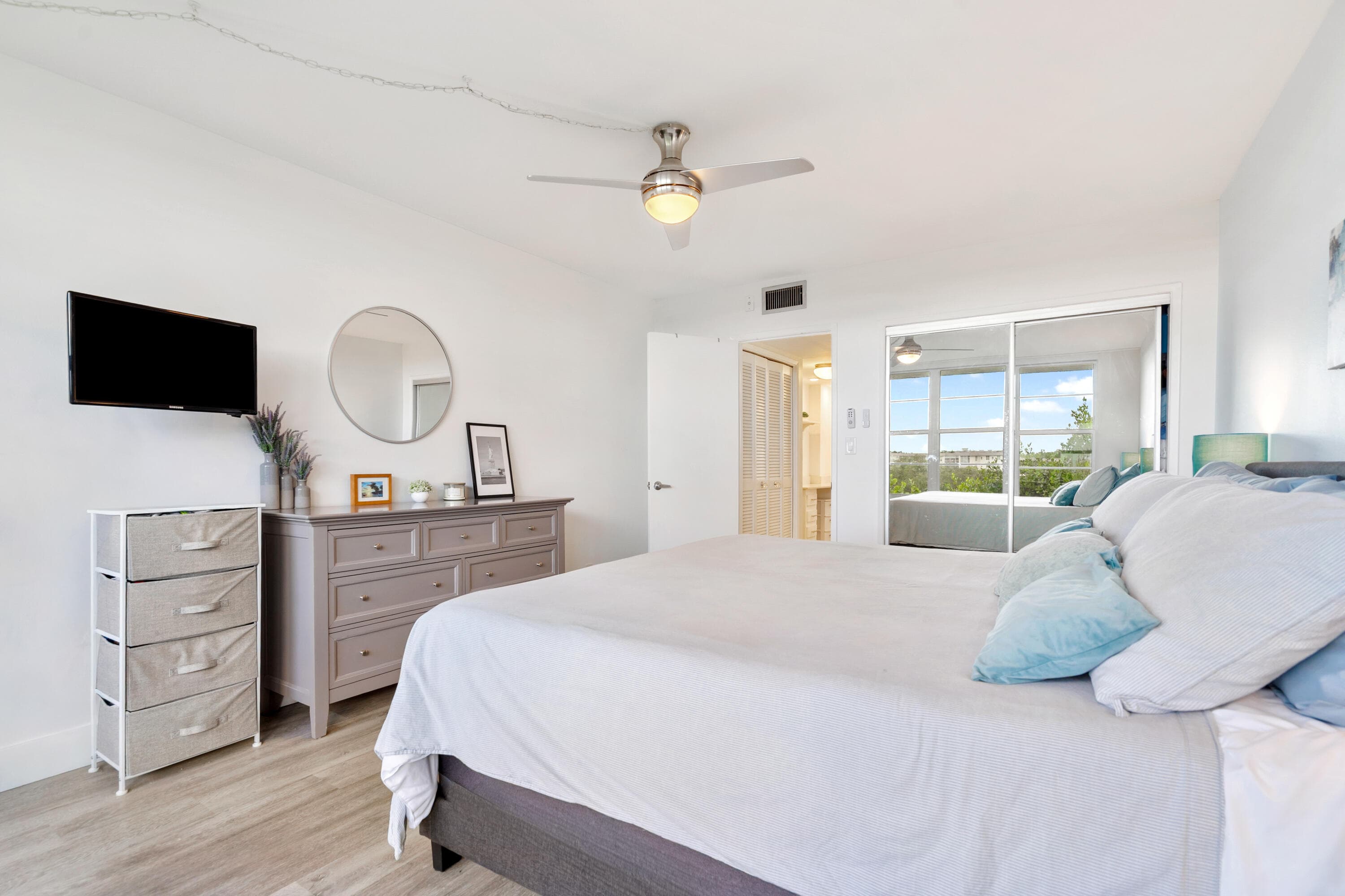 3900 Oaks Clubhouse Drive 503, Pompano Beach, FL 33069 — photo 15 of 39