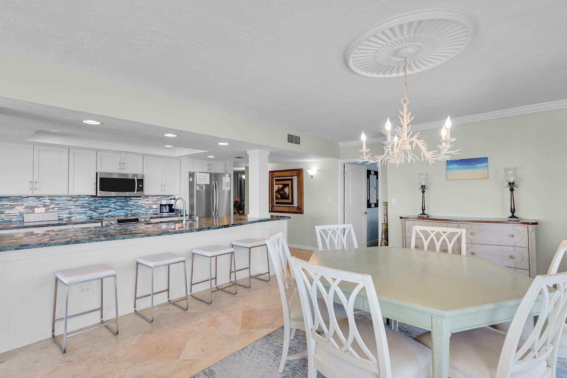 1133 W Ocean Drive 17, Key Colony Beach, FL 33050 — photo 8 of 50