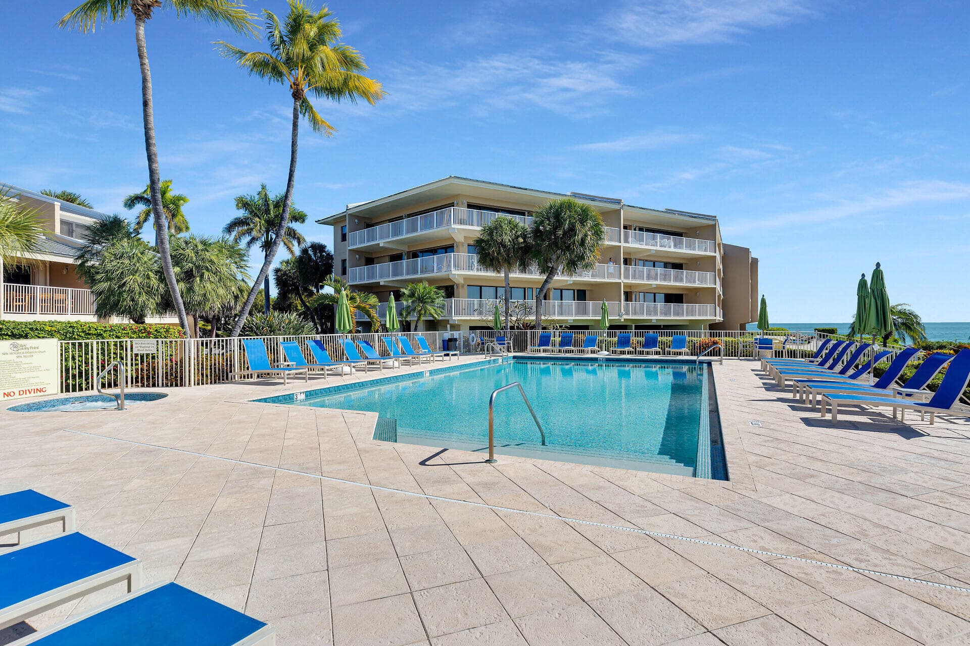 1133 W Ocean Drive 17, Key Colony Beach, FL 33050 — photo 38 of 50