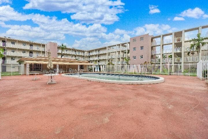 2800 NW 56th Avenue F102, Lauderhill, FL 33313 — photo 1 of 7