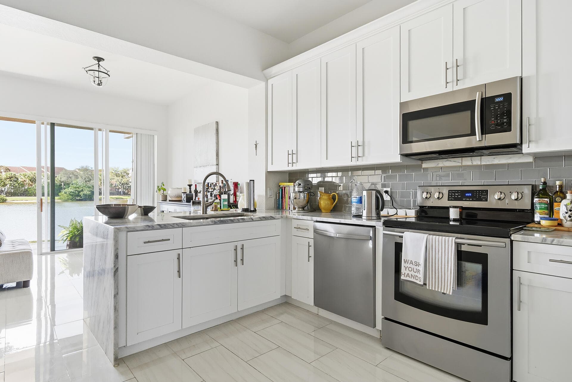 855 Marina Del Ray Lane 3, West Palm Beach, FL 33401 — photo 9 of 58