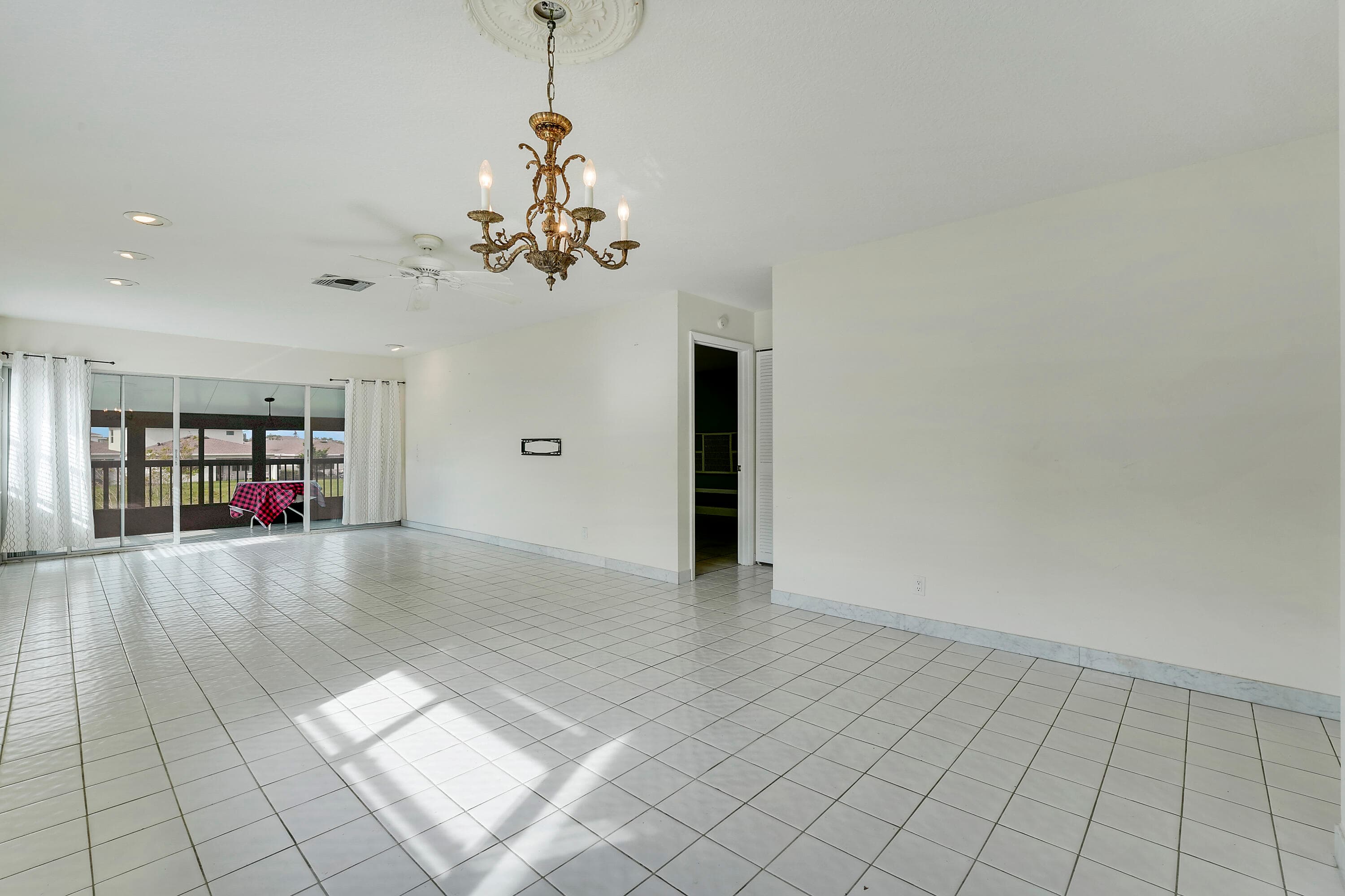 13679 Date Palm Court B, Delray Beach, FL 33484 — photo 18 of 46