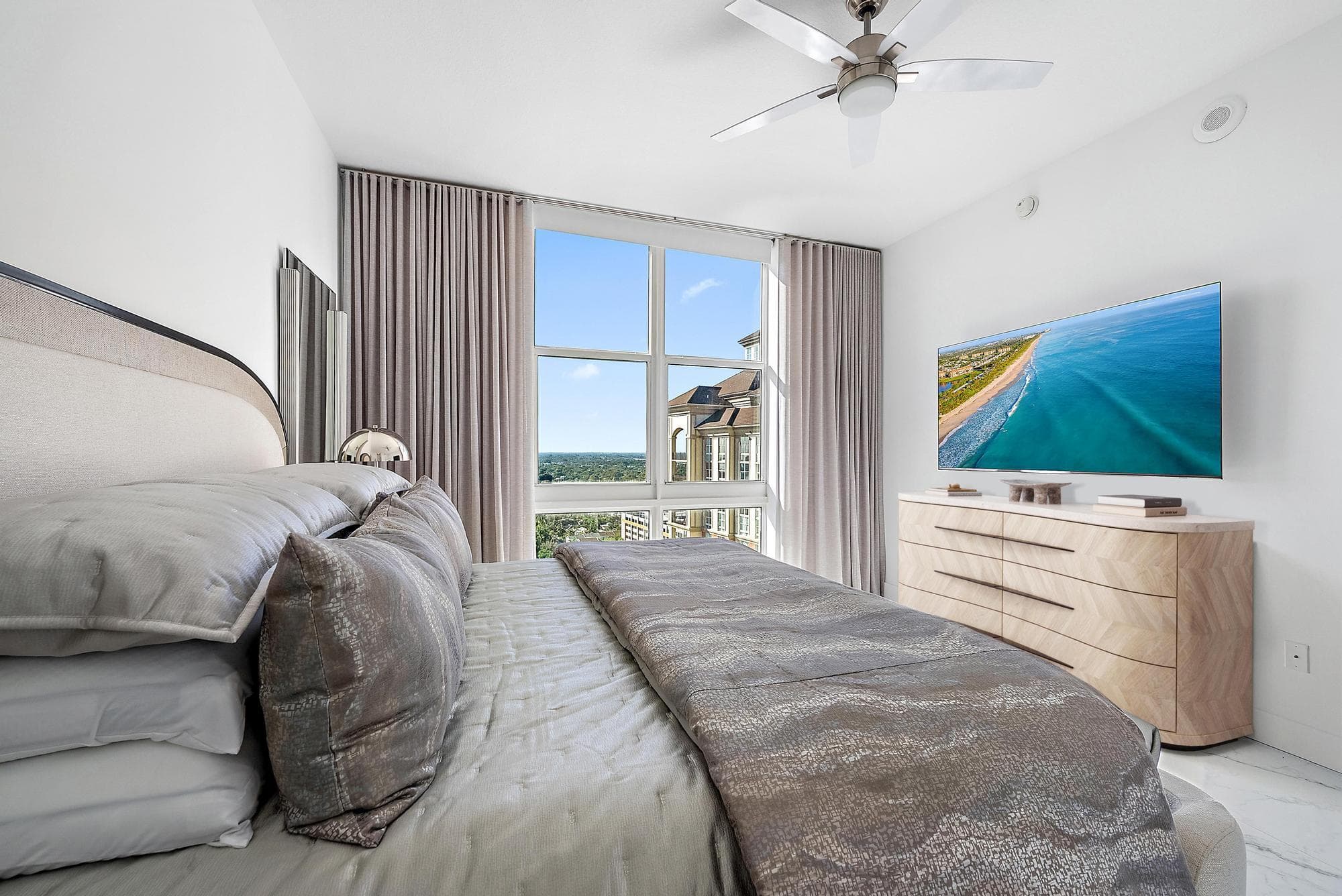 550 Okeechobee Boulevard Uph-03, West Palm Beach, FL 33401 — photo 12 of 27