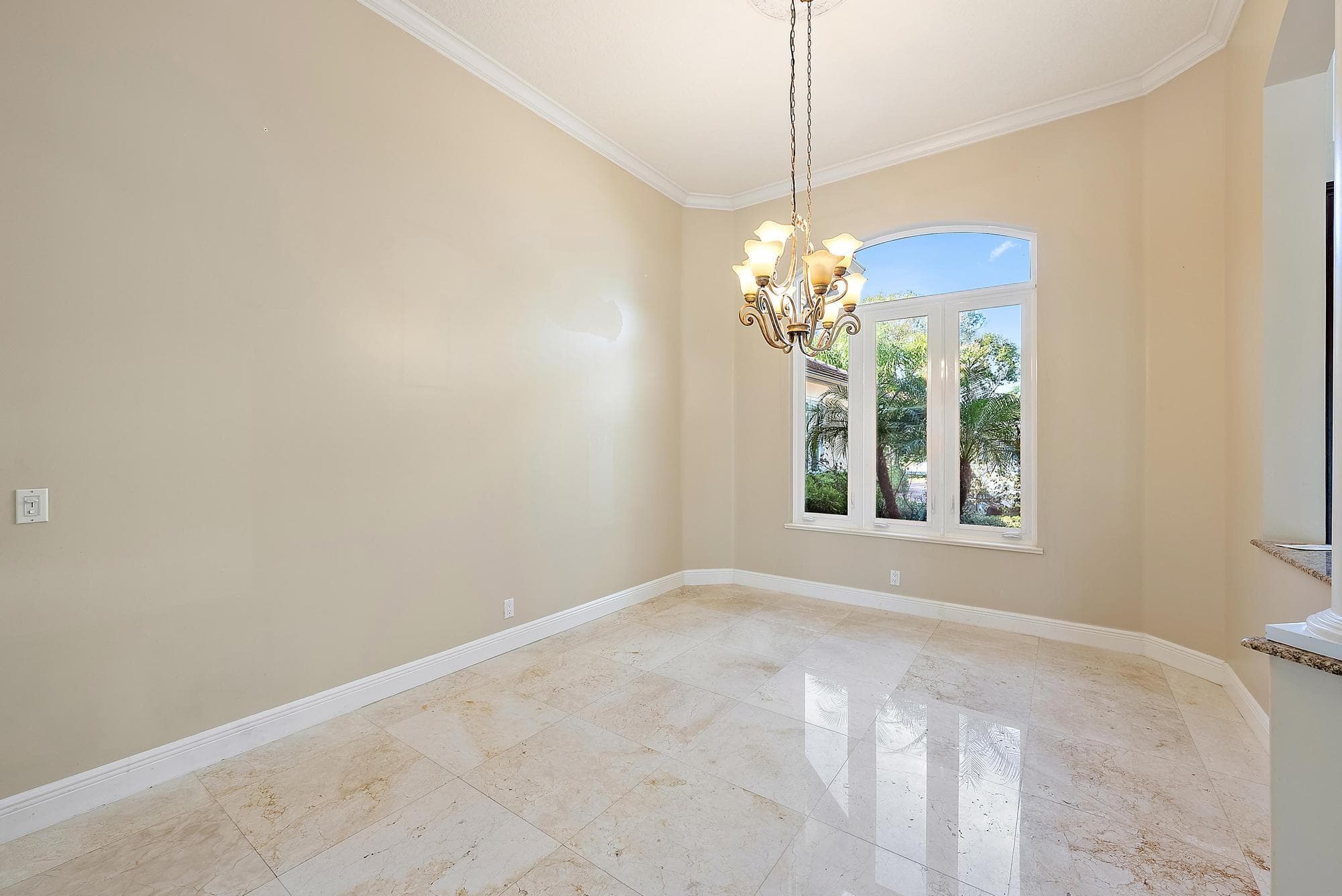 8480 Man O War Road, Palm Beach Gardens, FL 33418 — photo 5 of 45