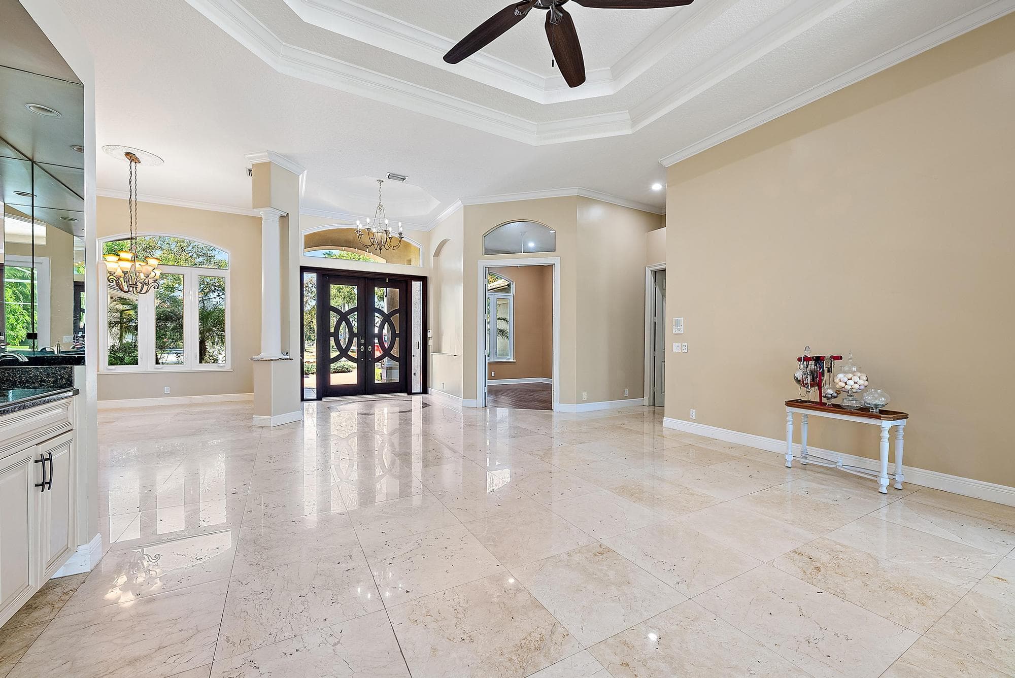 8480 Man O War Road, Palm Beach Gardens, FL 33418 — photo 7 of 45