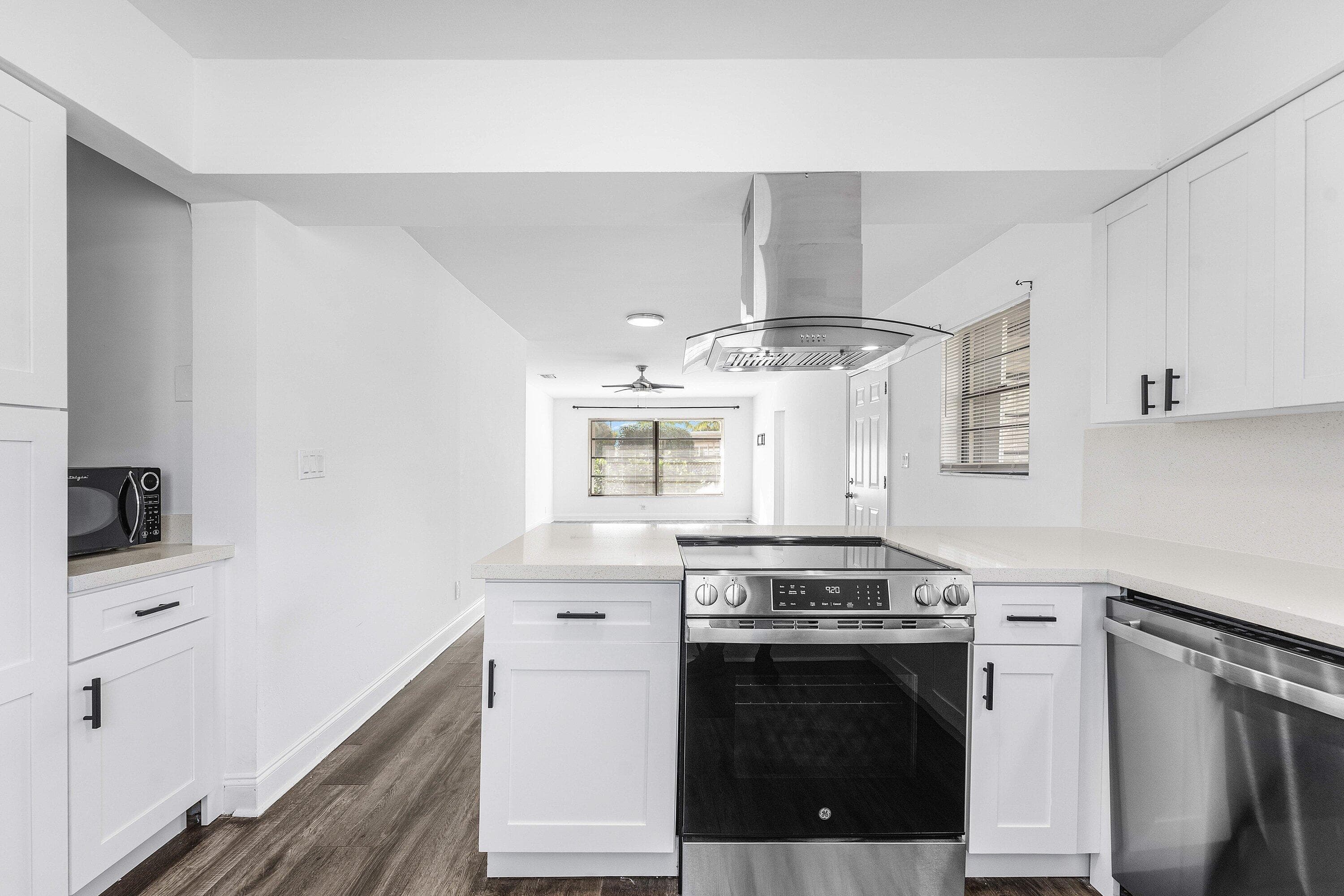 500 NE 48th Street, Boca Raton, FL 33431 — photo 10 of 30
