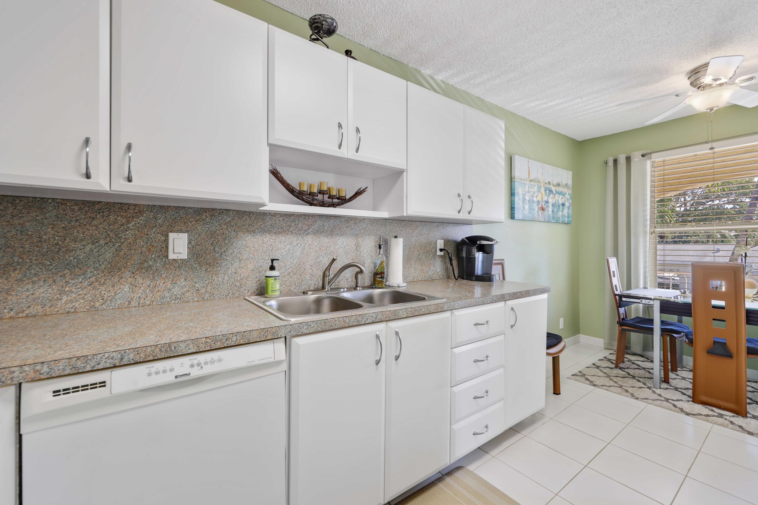 13757 Flora Place E, Delray Beach, FL 33484 — photo 16 of 60