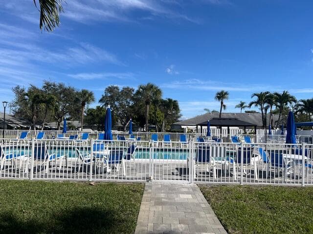 1157 S Drive Circle C, Delray Beach, FL 33445 — photo 16 of 24