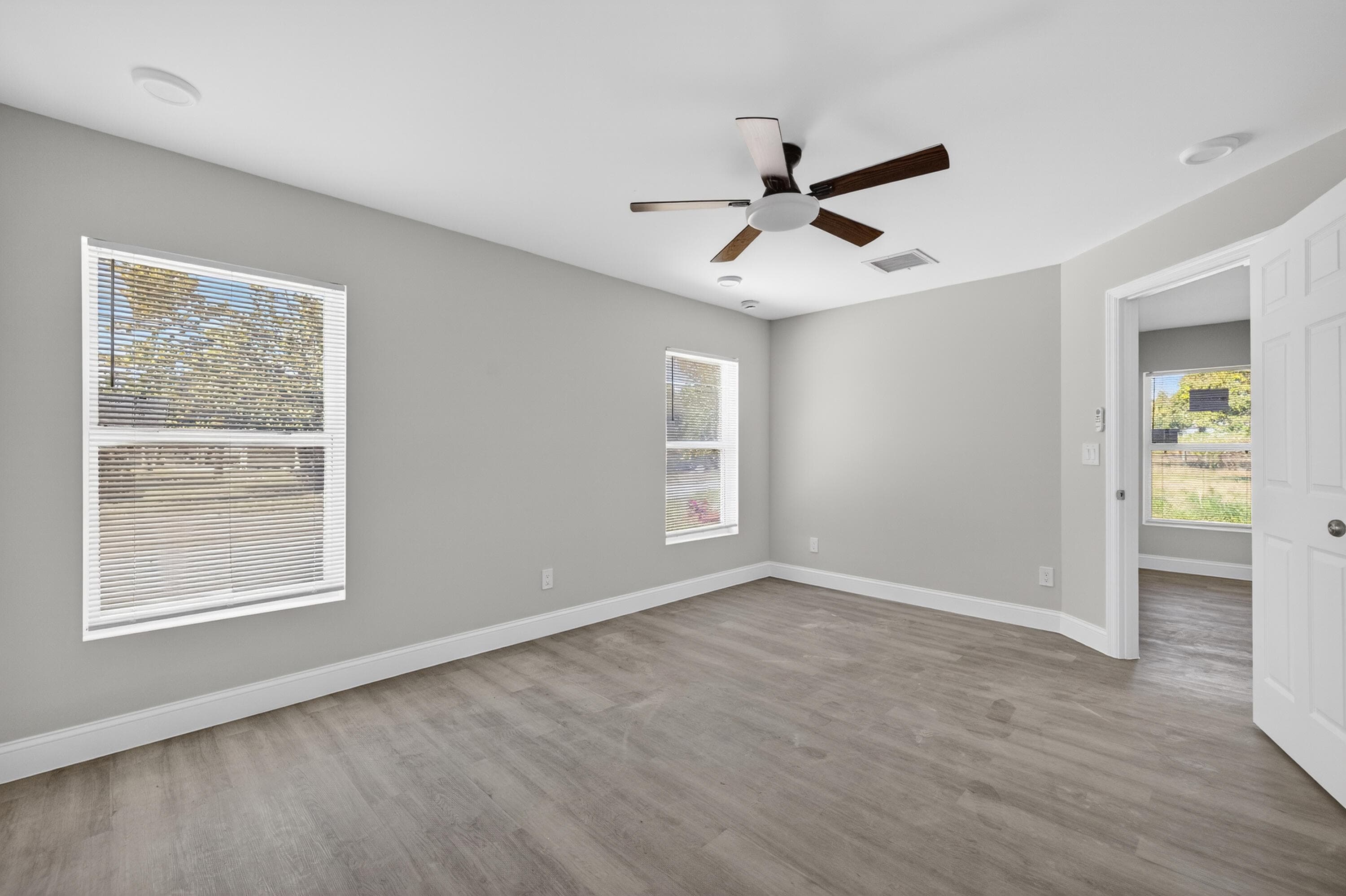 706 Dundas Court, Fort Pierce, FL 34950 — photo 20 of 37