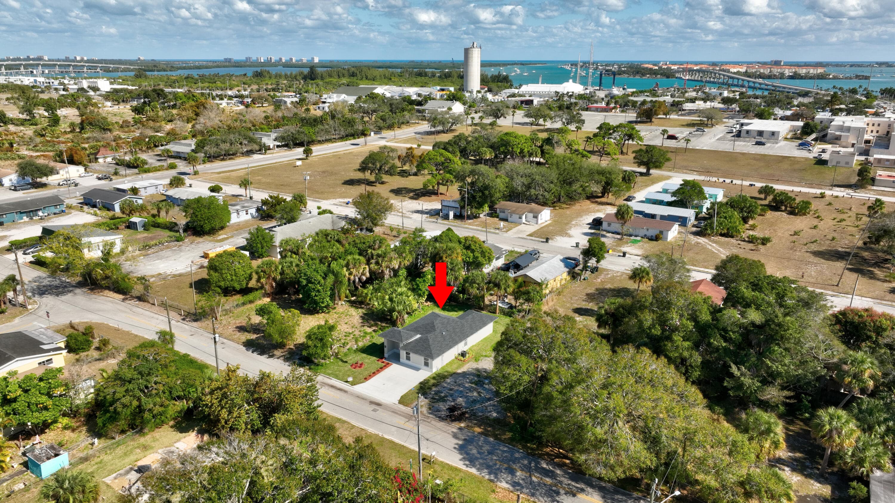 706 Dundas Court, Fort Pierce, FL 34950 — photo 30 of 37