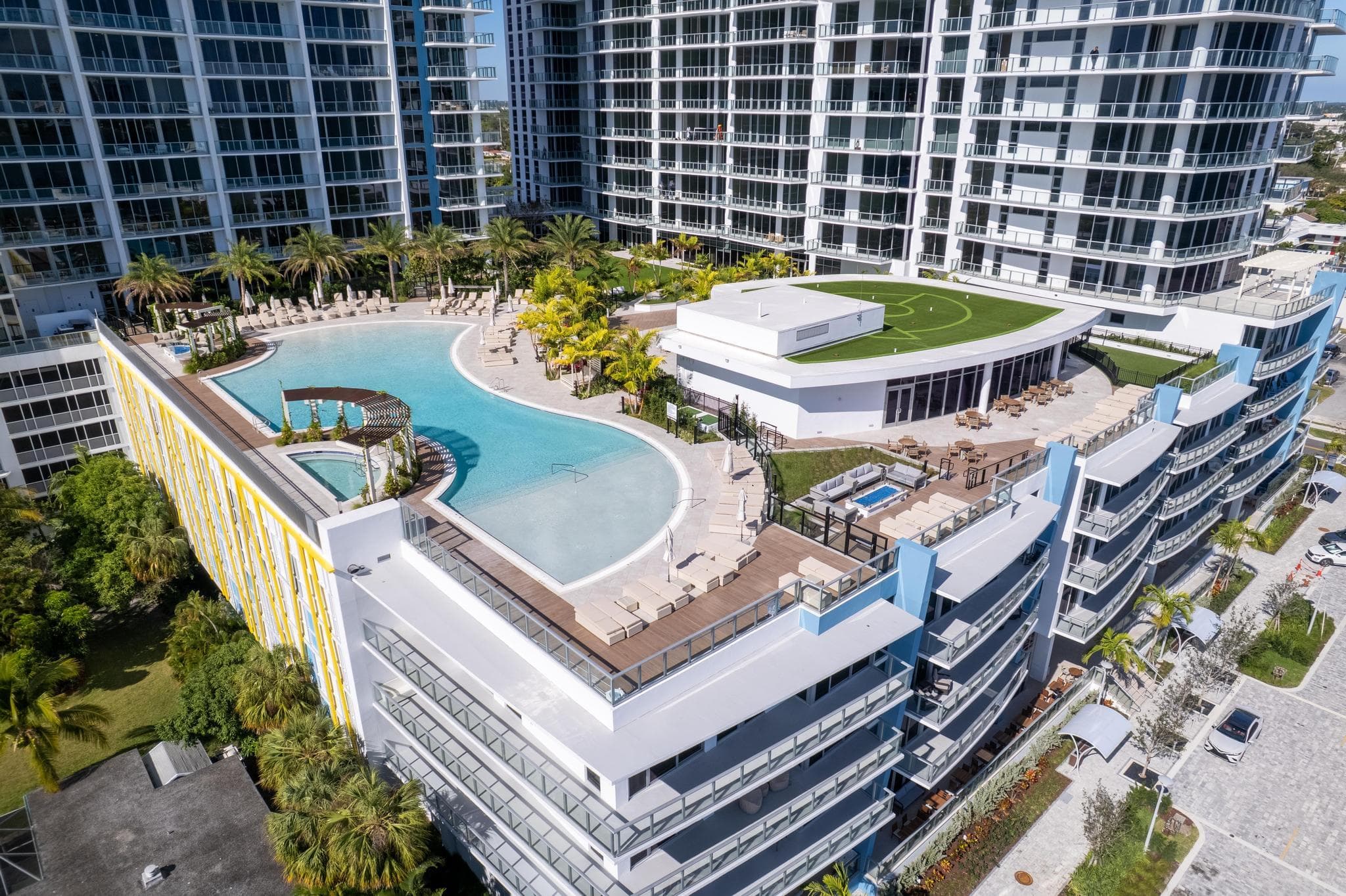 220 Lake Shore Drive 817, Lake Park, FL 33403 — photo 22 of 27