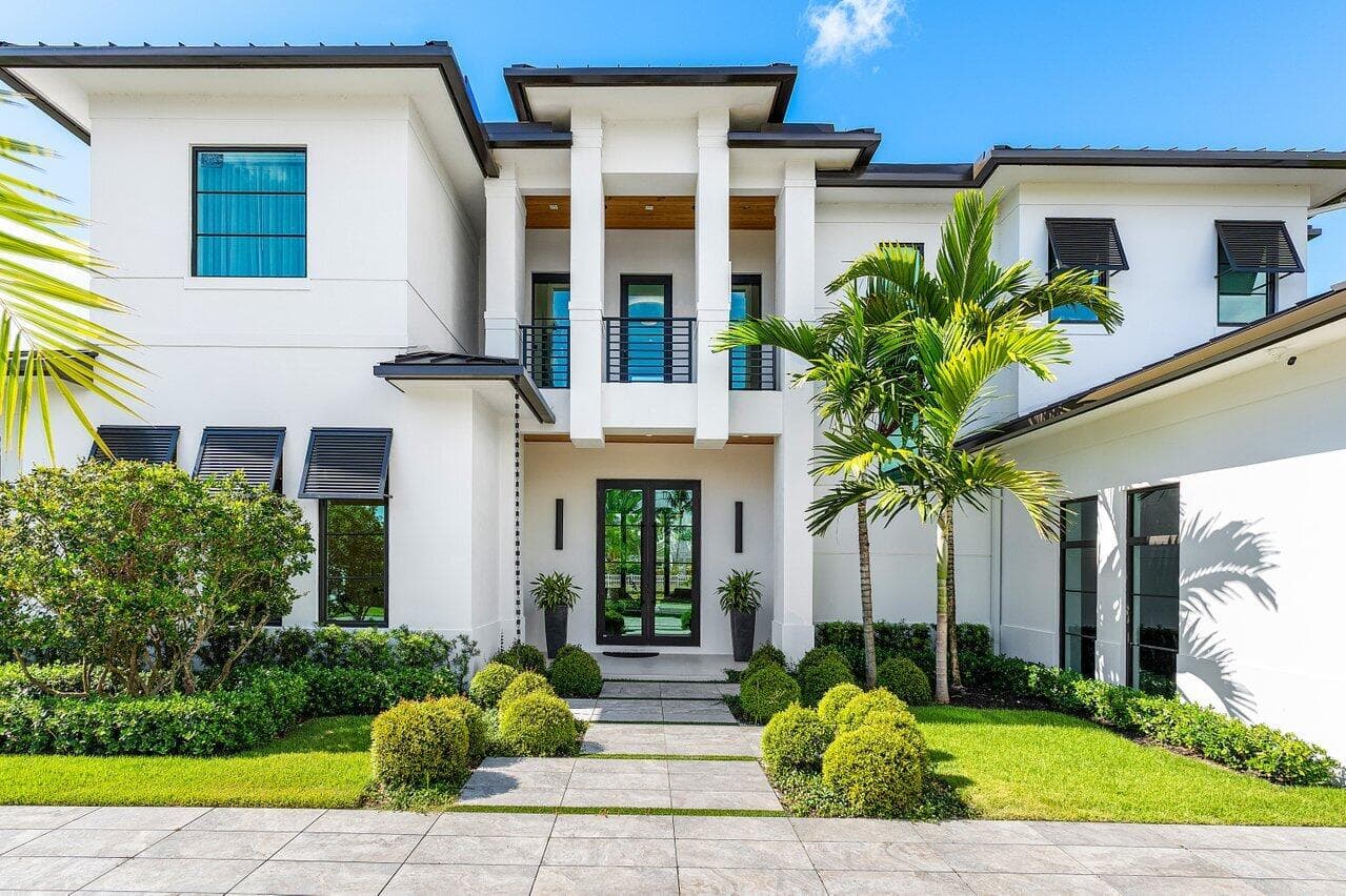 830 Lake Shore Drive, Delray Beach, FL 33444 — photo 2 of 81