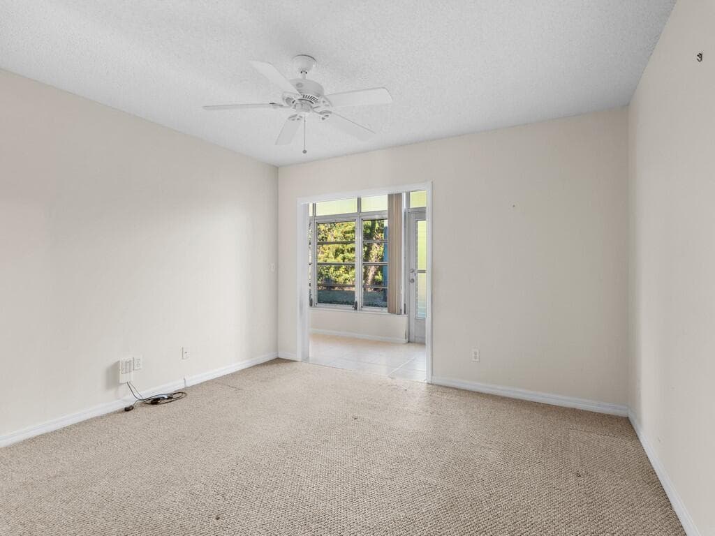 100 Spring Lake Drive 107, Vero Beach, FL 32962 — photo 12 of 27