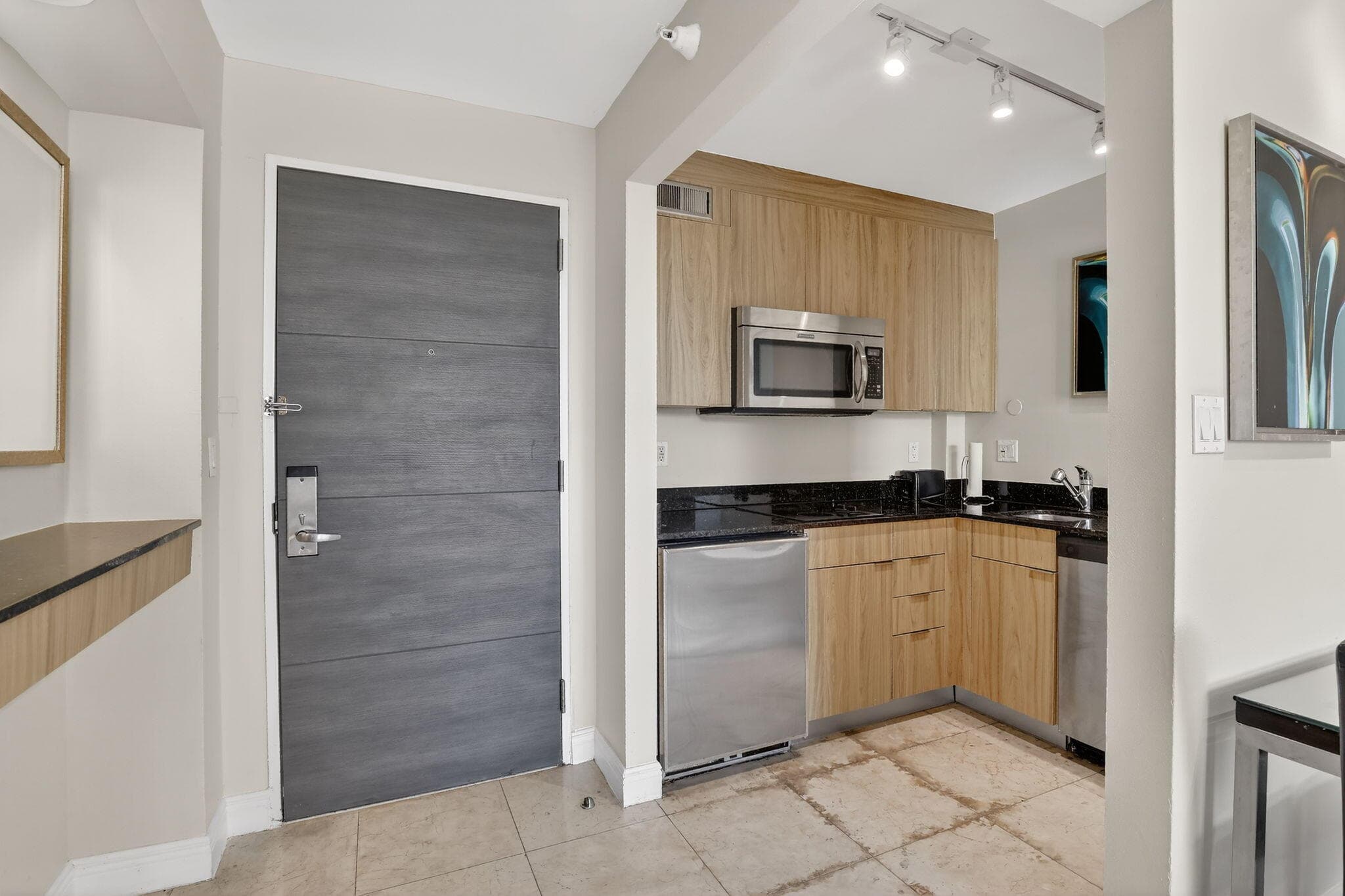 2670 E Sunrise Boulevard 320, Fort Lauderdale, FL 33304 — photo 4 of 54
