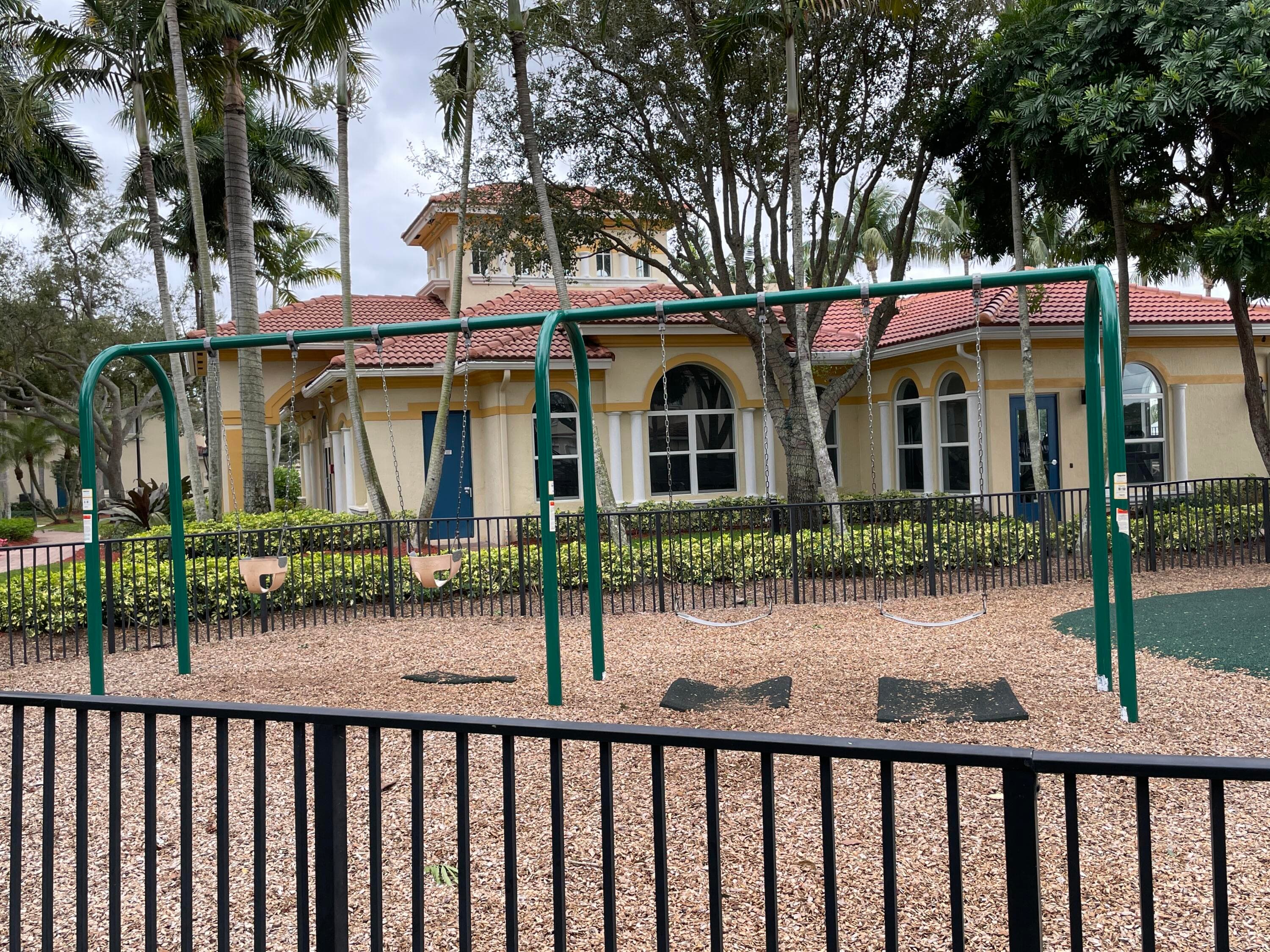 3121 N Evergreen Circle, Boynton Beach, FL 33426 — photo 11 of 35