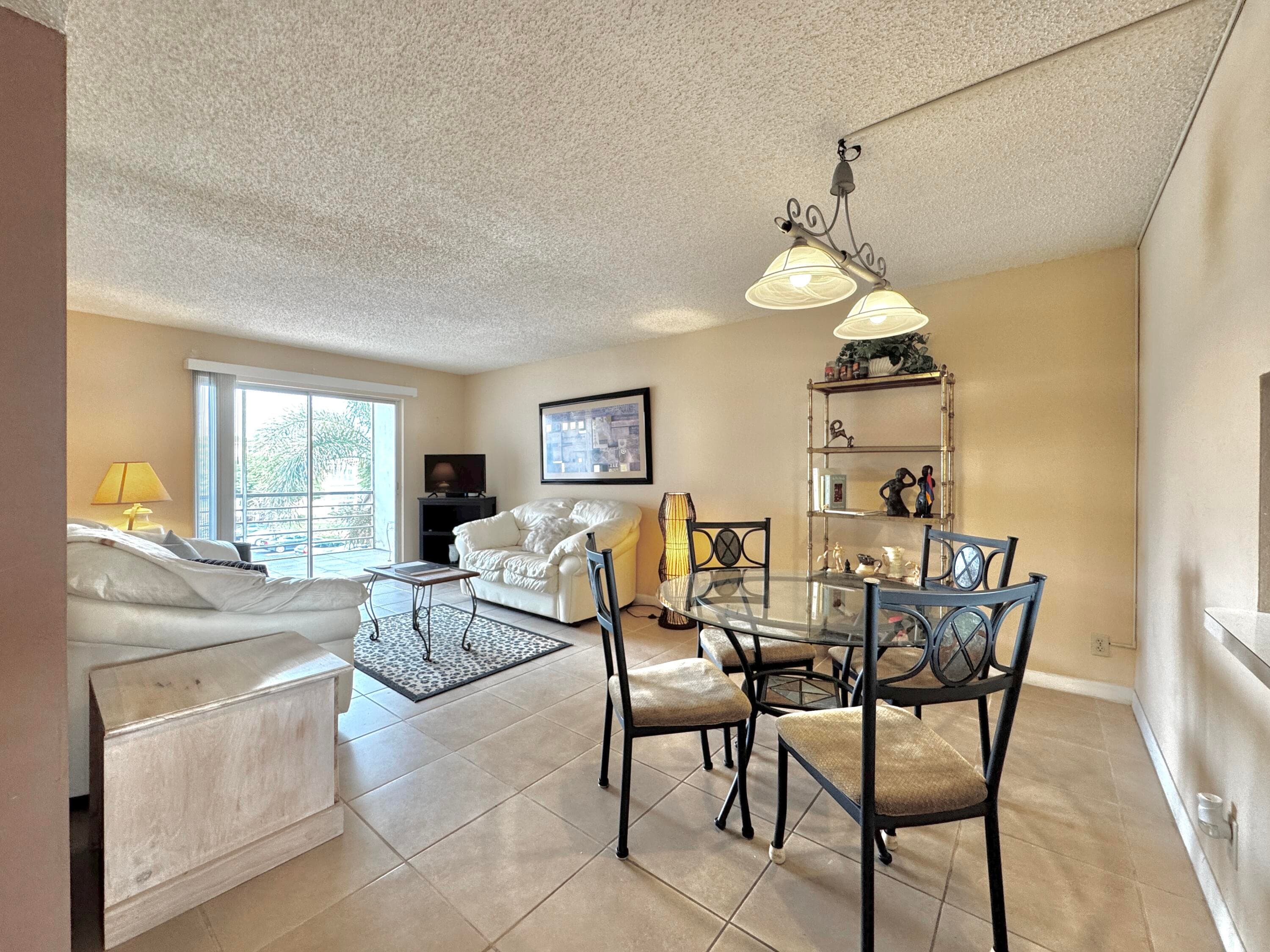 2515 NE 2nd Court 315, Boynton Beach, FL 33435 — photo 4 of 37