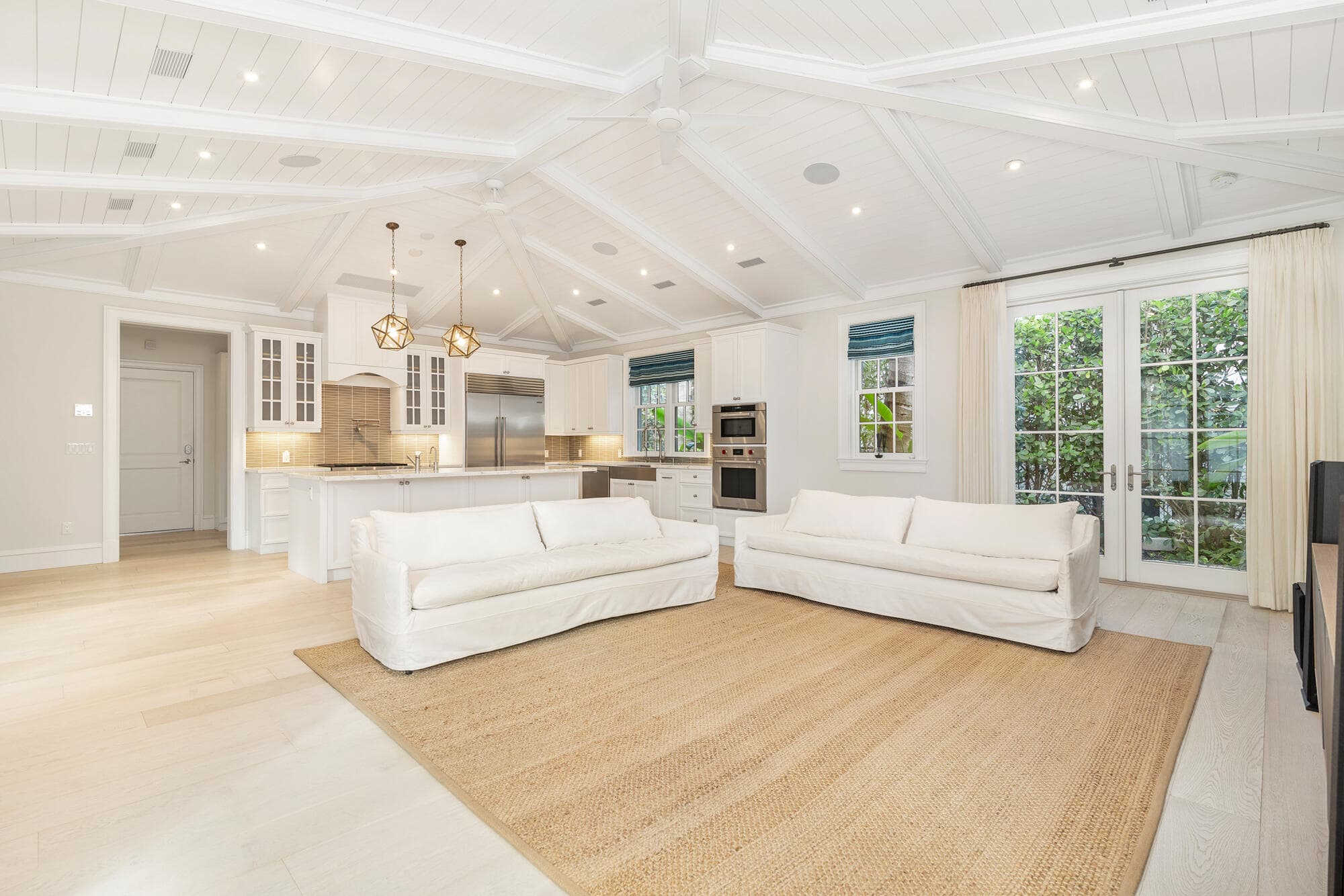 216 Sandpiper Drive, Palm Beach, FL 33480 — photo 12 of 48