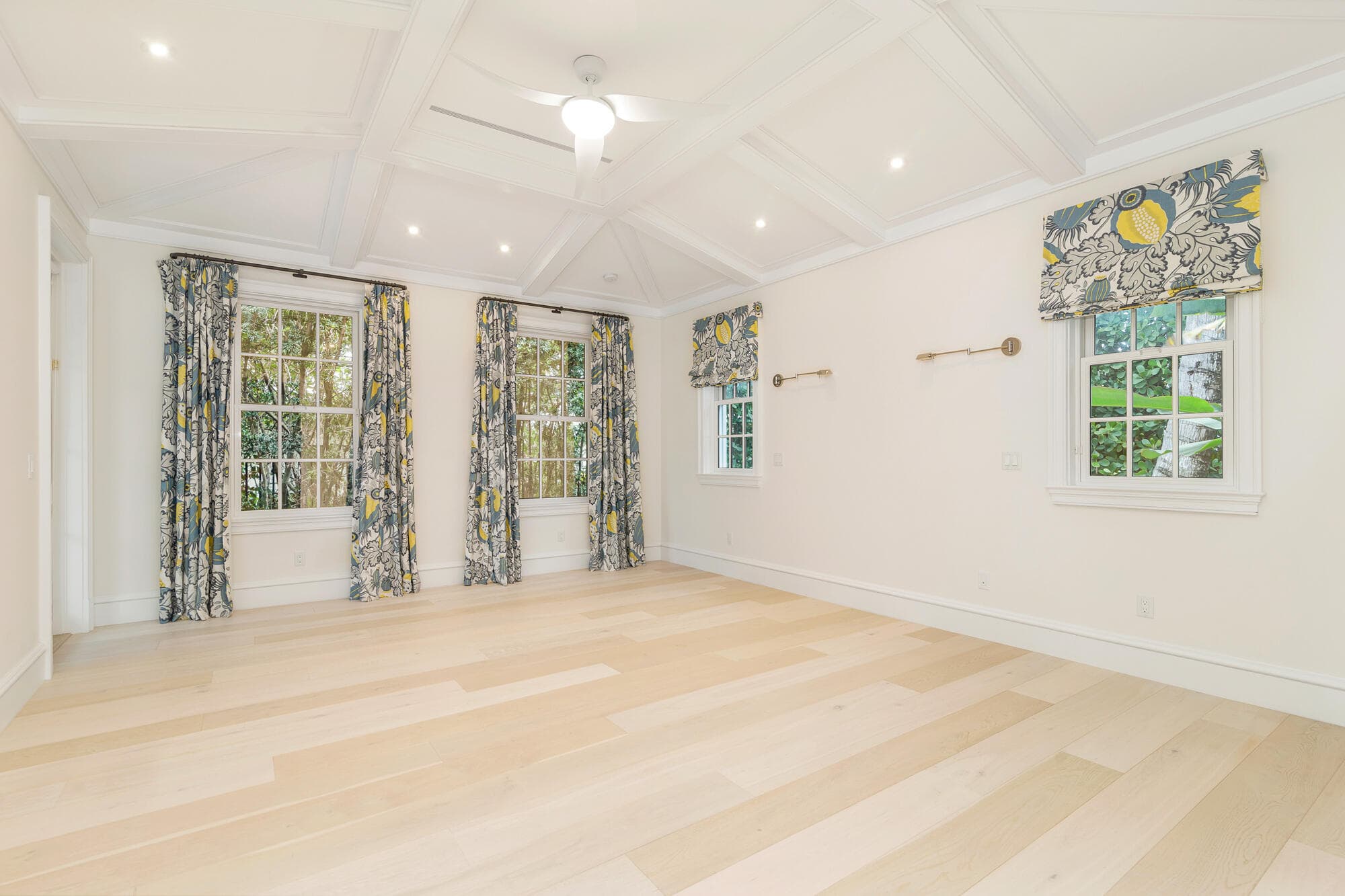216 Sandpiper Drive, Palm Beach, FL 33480 — photo 17 of 48