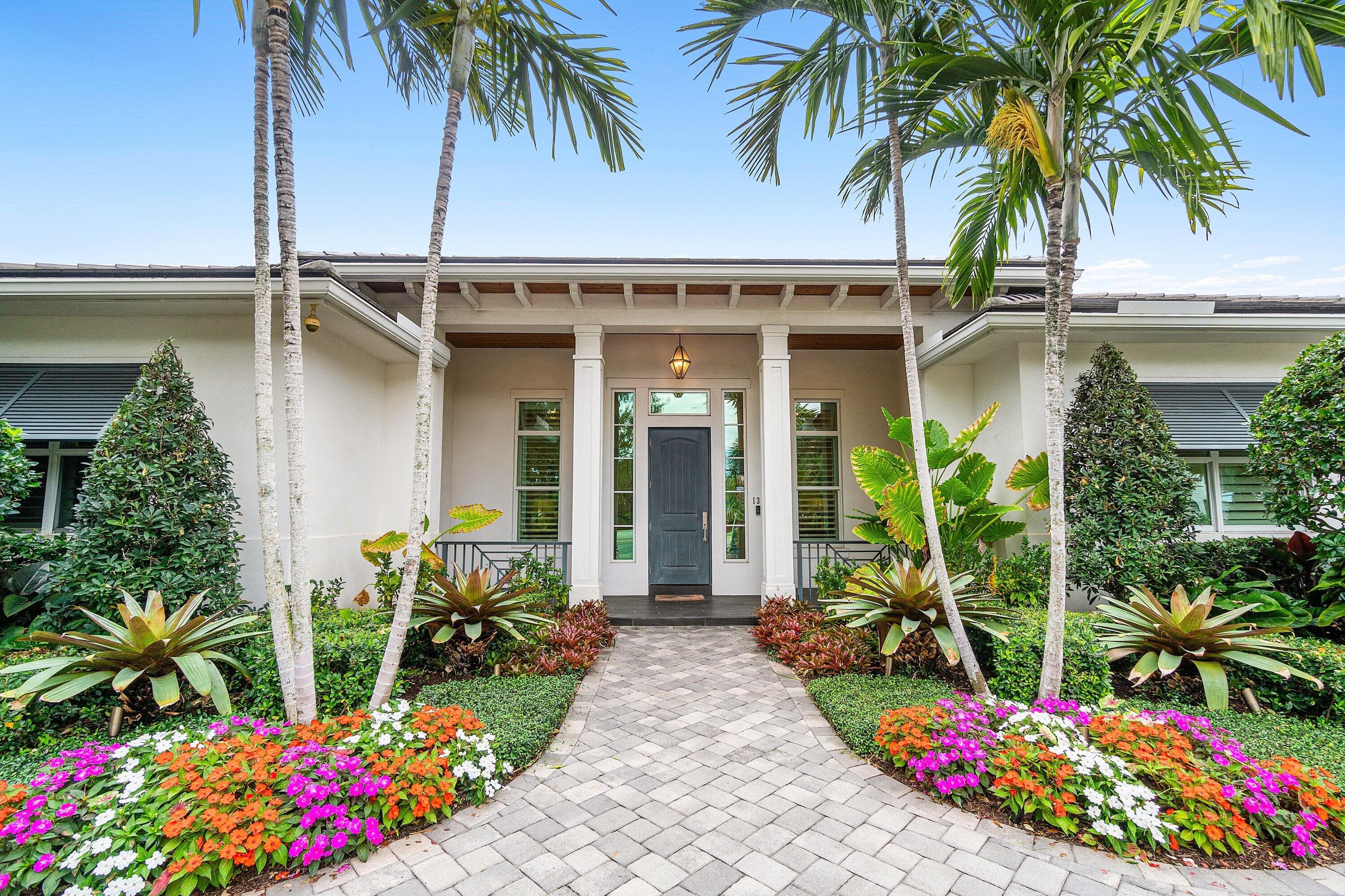 135 Dixie Boulevard, Delray Beach, FL 33444 — photo 3 of 51