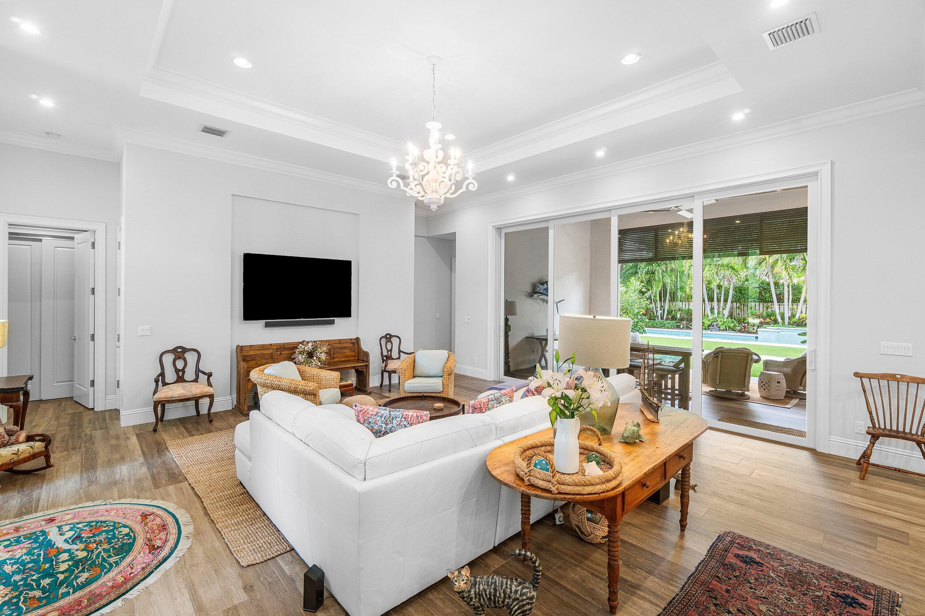 135 Dixie Boulevard, Delray Beach, FL 33444 — photo 7 of 51