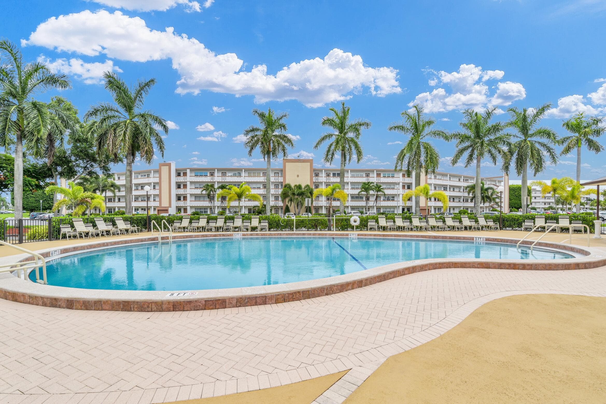 2043 Cornwall C 2043, Boca Raton, FL 33434 — photo 18 of 22