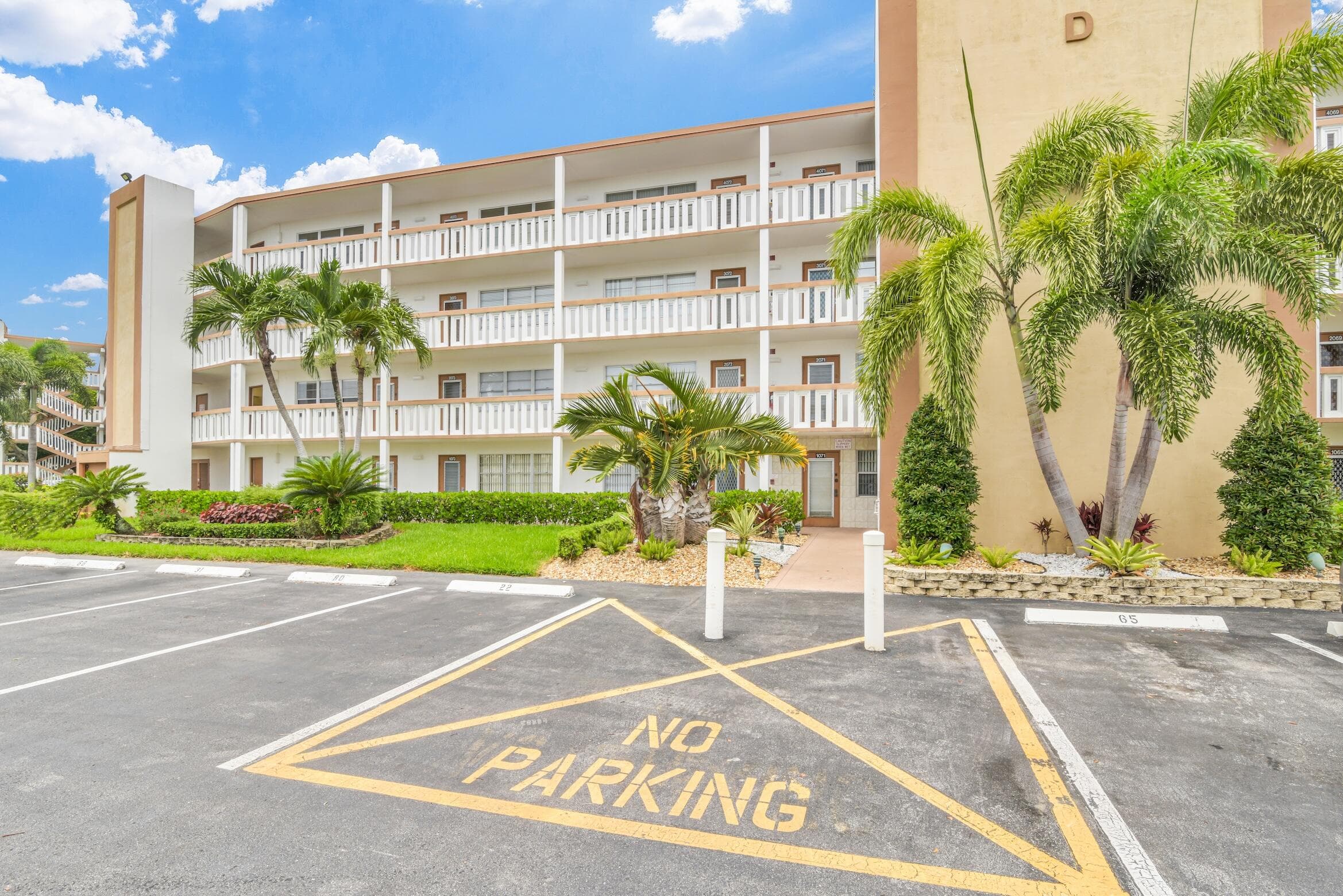 2043 Cornwall C 2043, Boca Raton, FL 33434 — photo 22 of 22