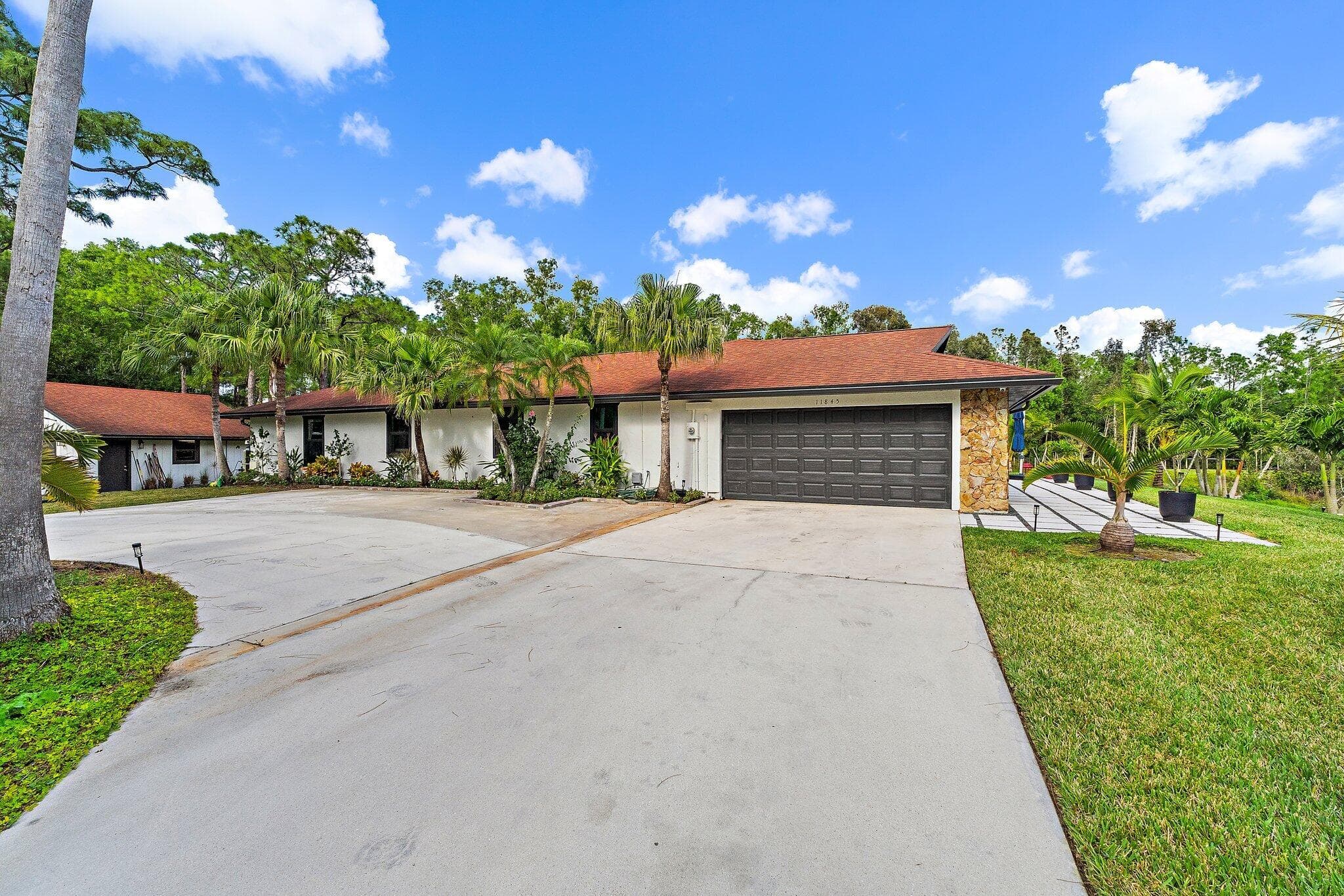 11845 165th Road N, Jupiter, FL 33478 — photo 8 of 68