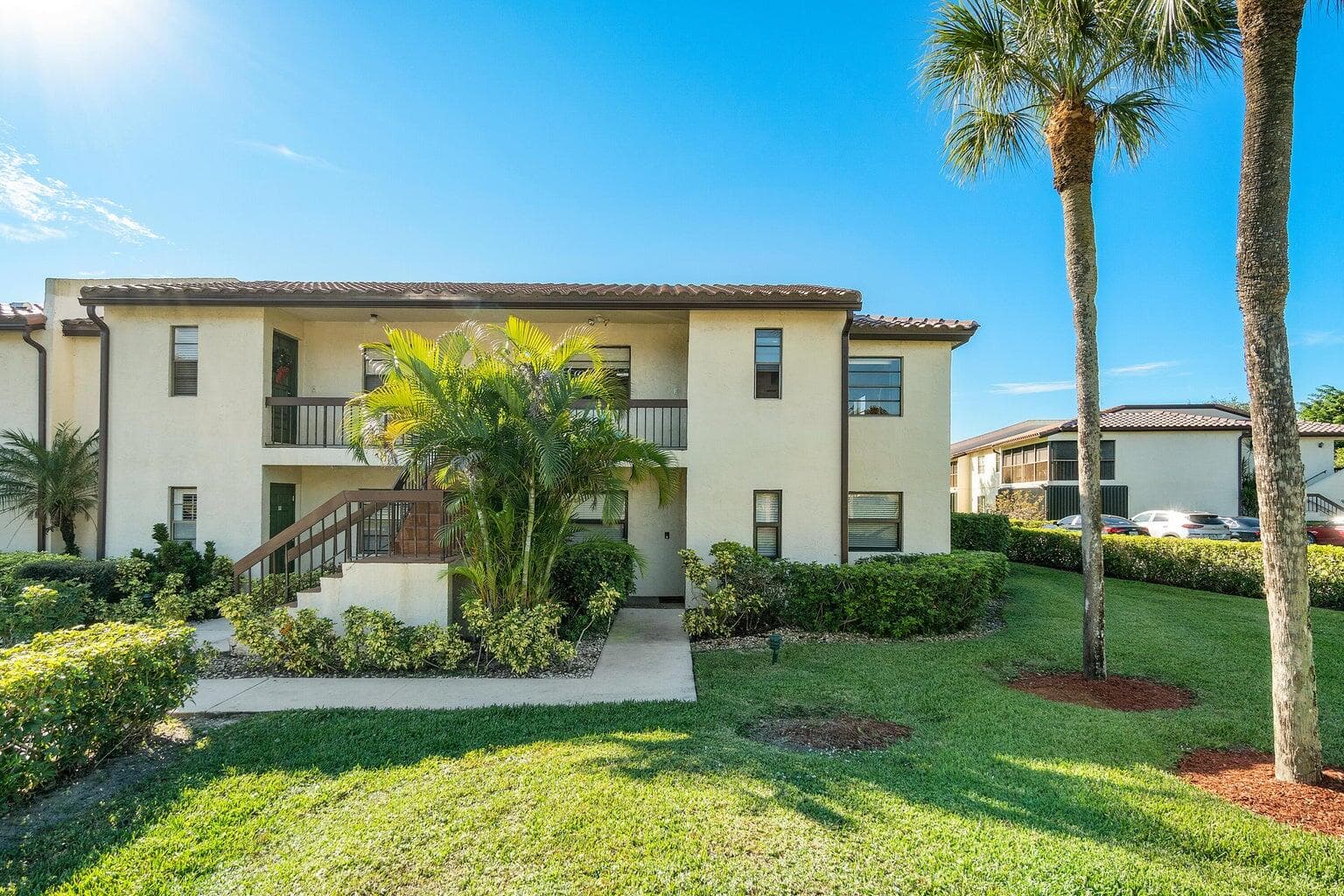21863 Arriba Real 8-k, Boca Raton, FL 33433 — photo 3 of 27