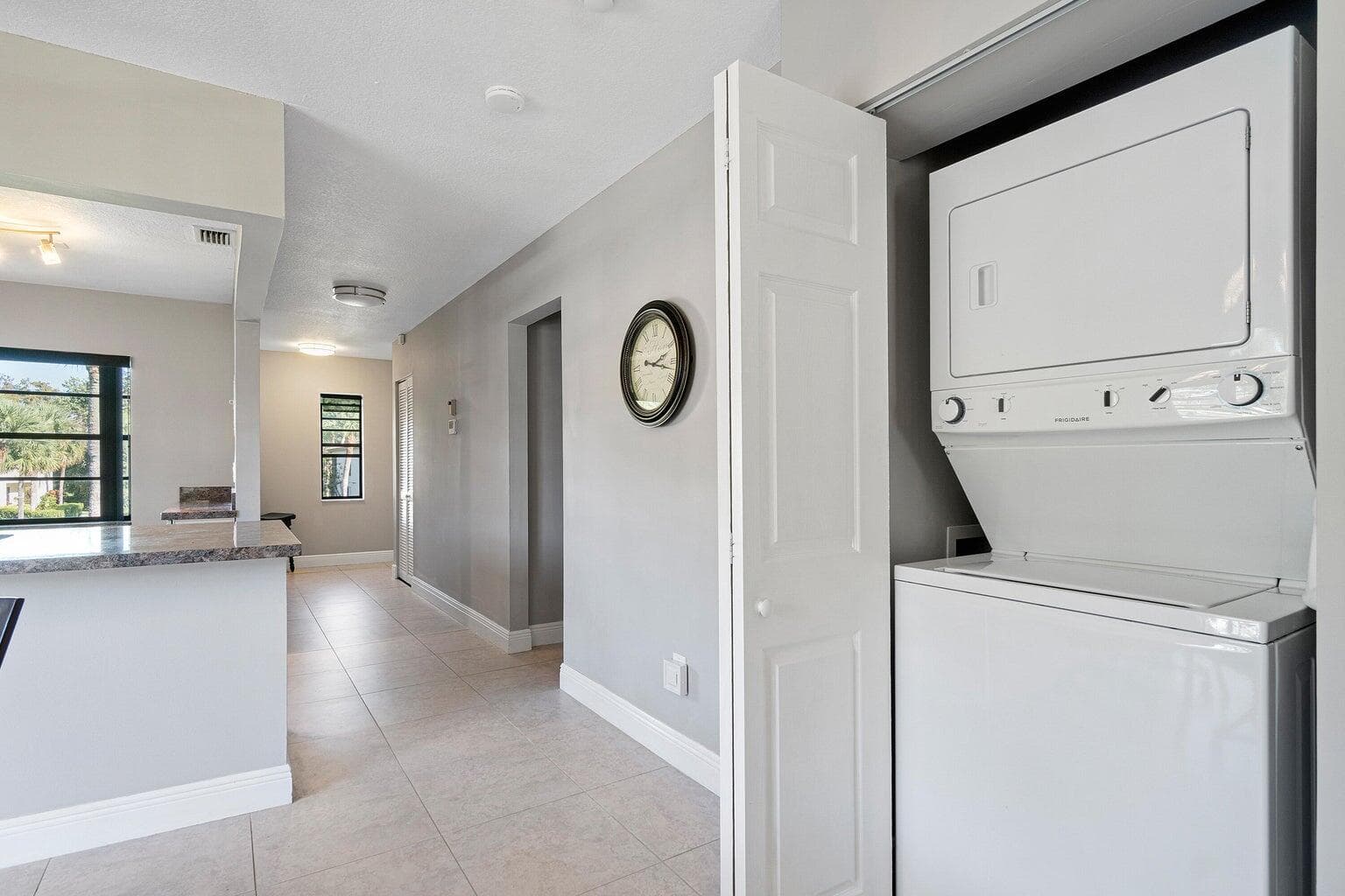 21863 Arriba Real 8-k, Boca Raton, FL 33433 — photo 19 of 27
