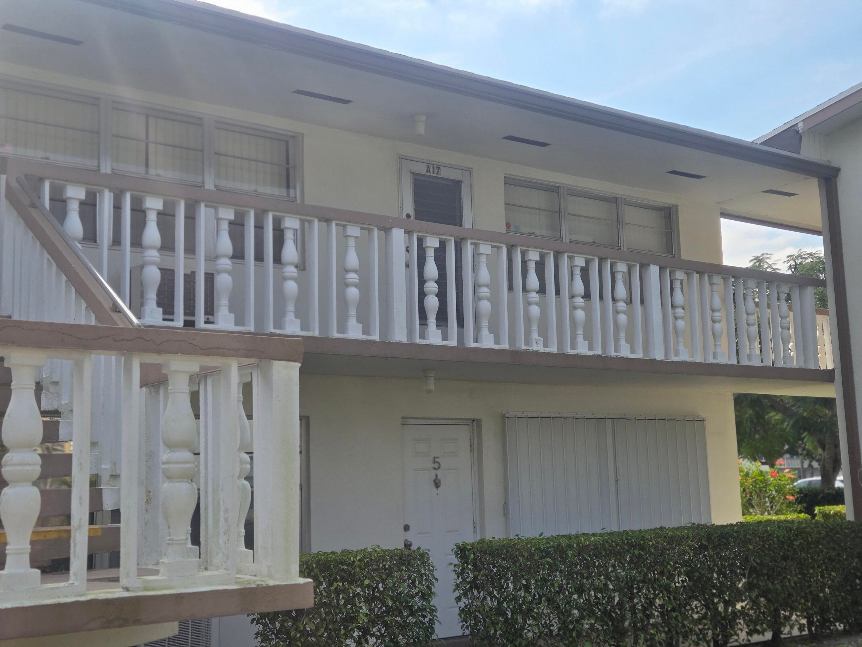 17 Cambridge A, West Palm Beach, FL 33417 — photo 3 of 15