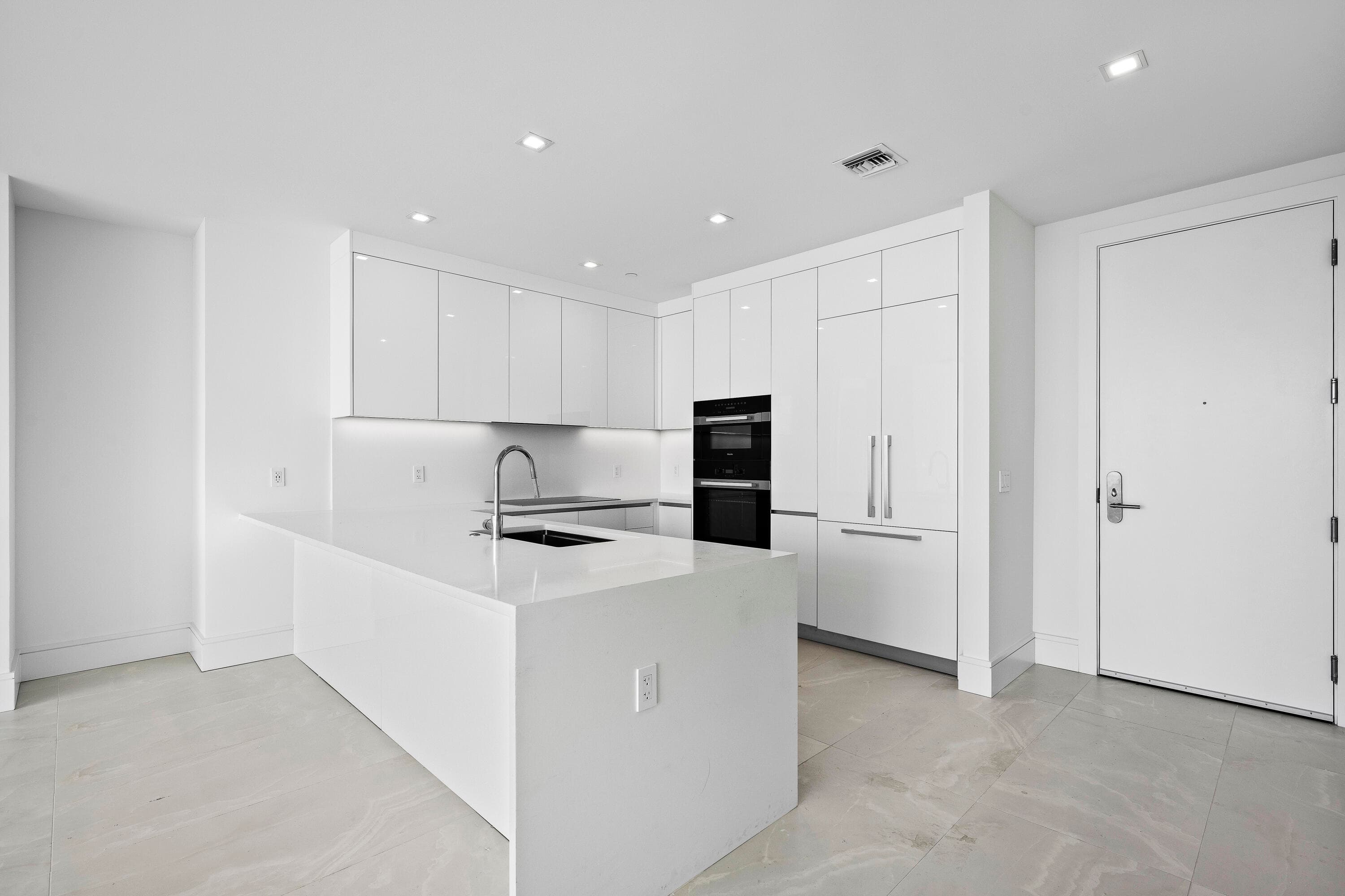 220 Lake Shore Drive 1607, Lake Park, FL 33403 — photo 10 of 51