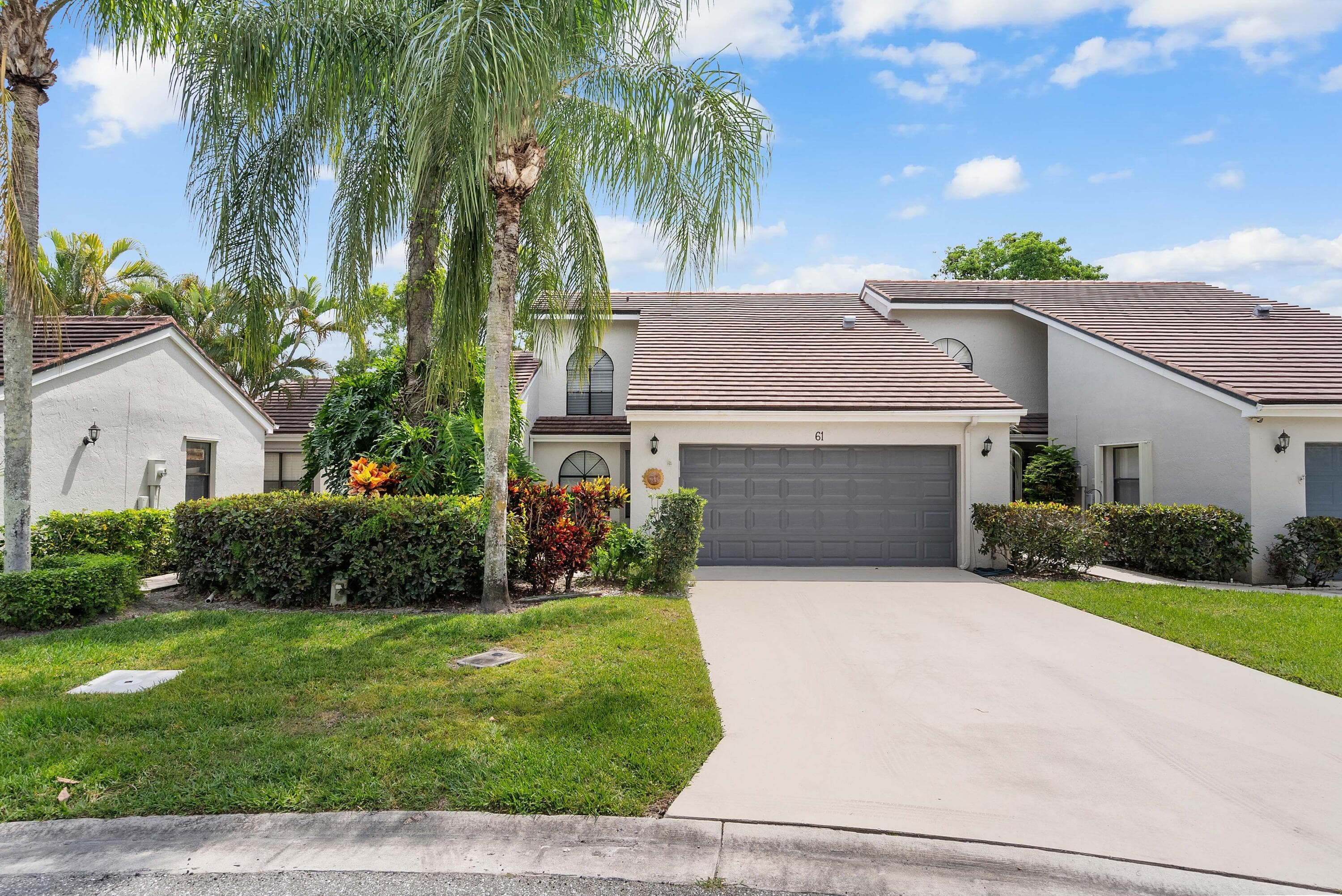61 Edinburgh Drive, Palm Beach Gardens, FL 33418 — photo 1 of 39