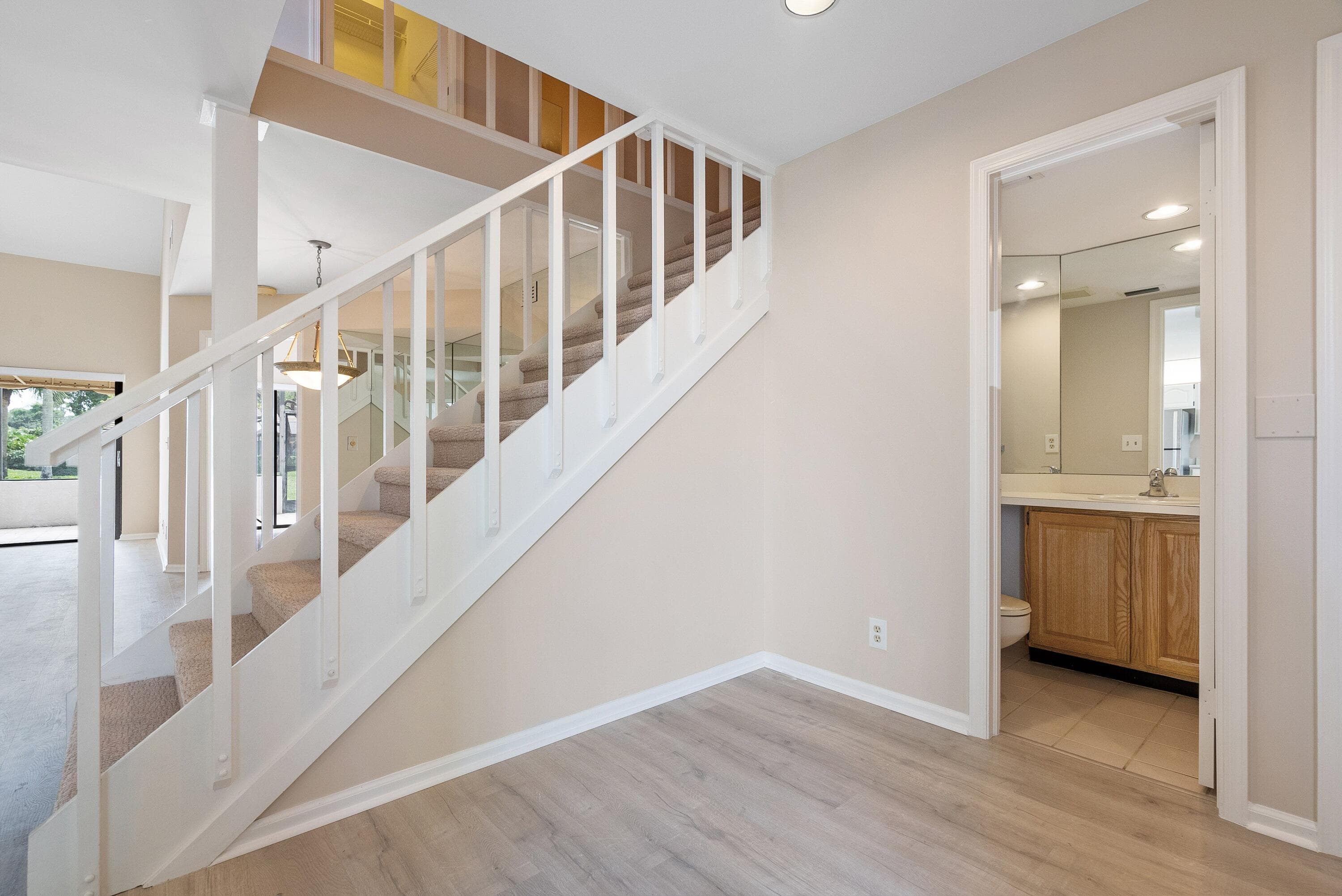 61 Edinburgh Drive, Palm Beach Gardens, FL 33418 — photo 16 of 39
