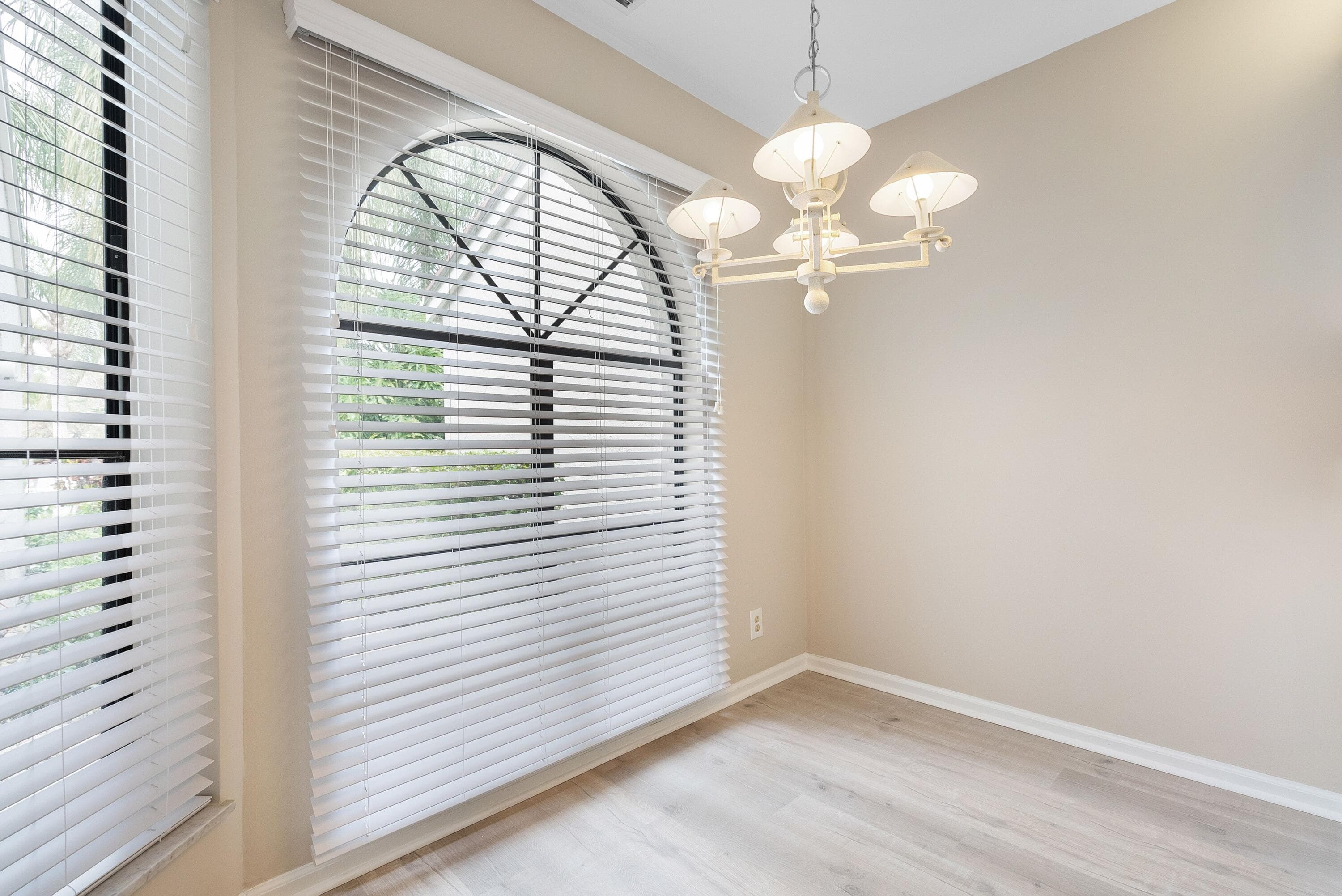 61 Edinburgh Drive, Palm Beach Gardens, FL 33418 — photo 18 of 39