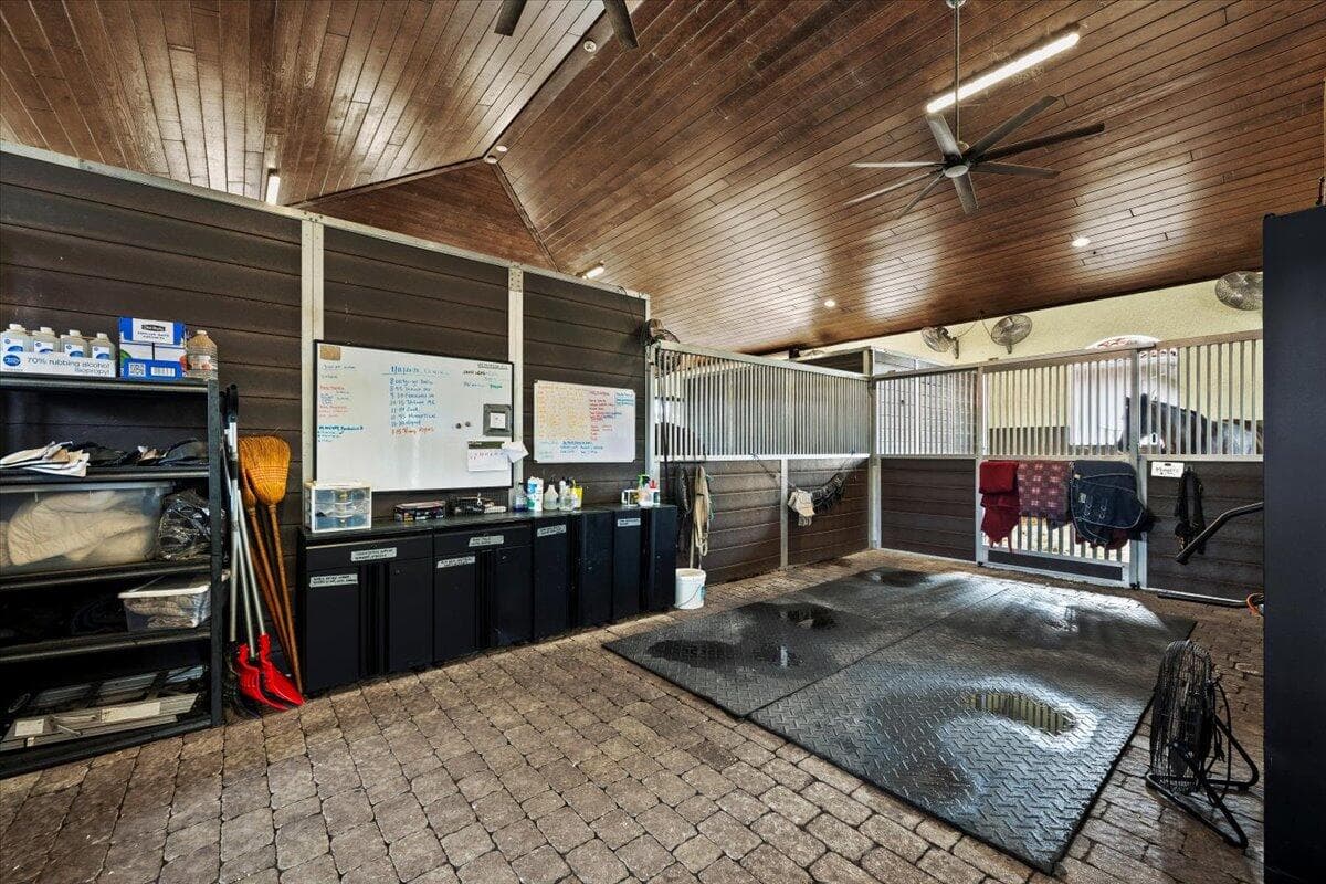 5625 140th Avenue S, Wellington, FL 33449 — photo 17 of 104