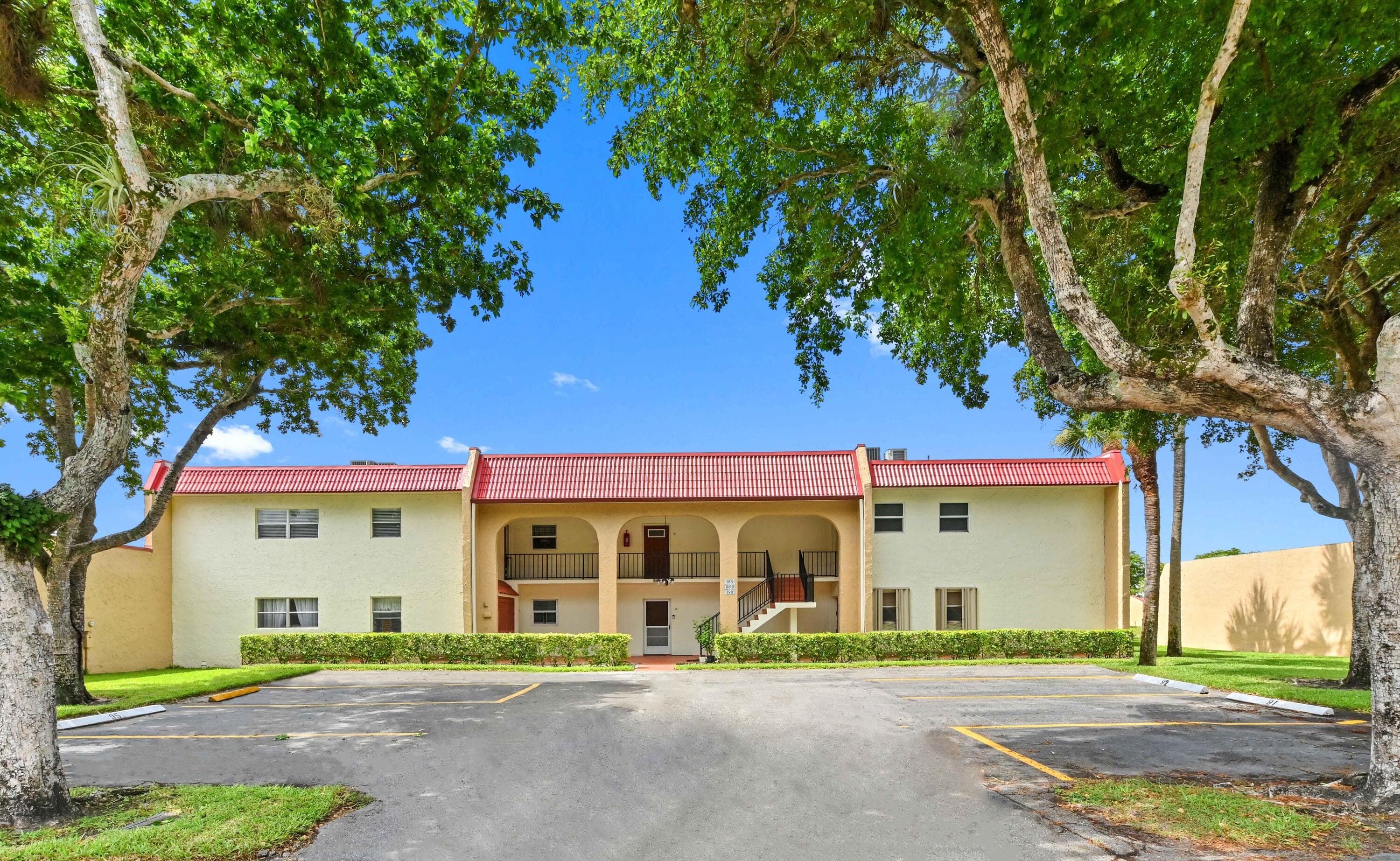 198 Lake Frances Drive, West Palm Beach, FL 33411 — photo 2 of 24