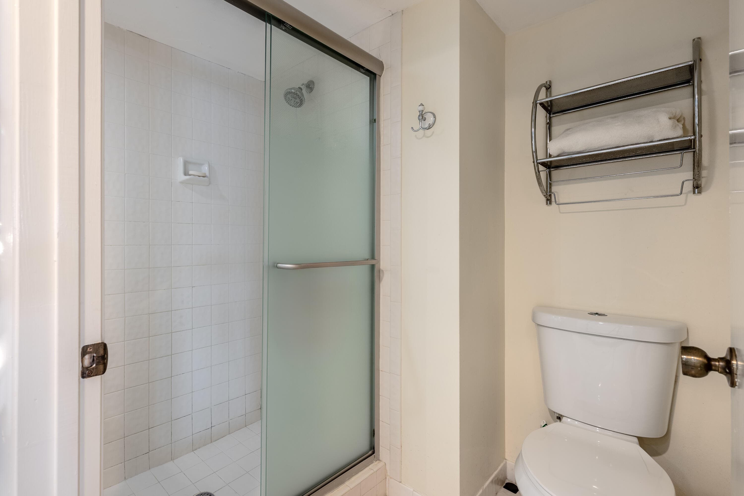 7689 Glendevon Lane 1807, Delray Beach, FL 33446 — photo 12 of 61
