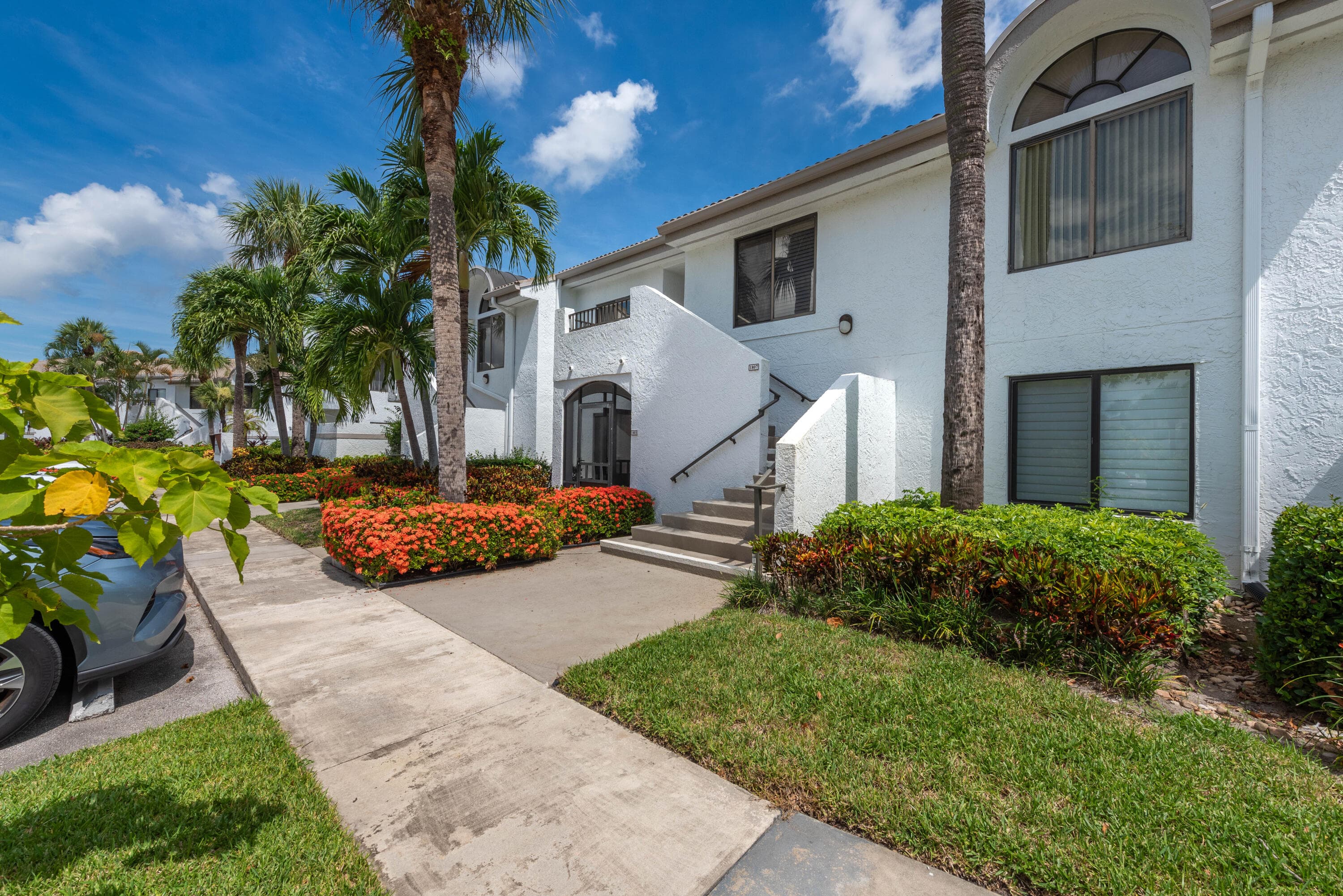 7689 Glendevon Lane 1807, Delray Beach, FL 33446 — photo 1 of 61