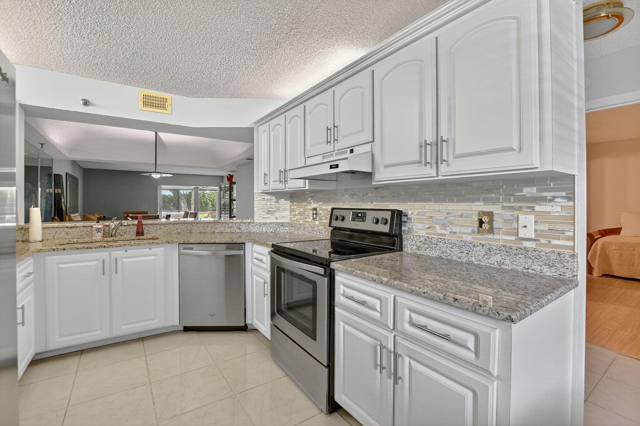 9170 SW 14th Street 4105, Boca Raton, FL 33428 — photo 4 of 40