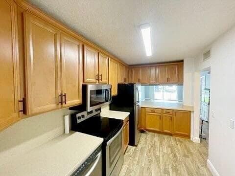 126 Sparrow Drive 19a, Royal Palm Beach, FL 33411 — photo 7 of 21