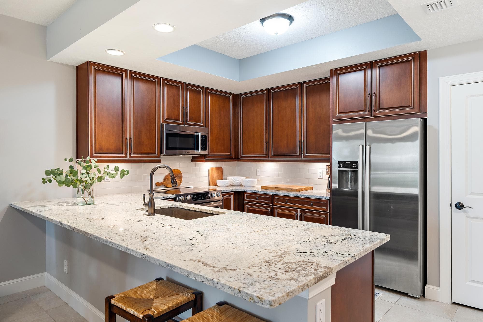 814 Bay Colony Drive S, Juno Beach, FL 33408 — photo 4 of 32