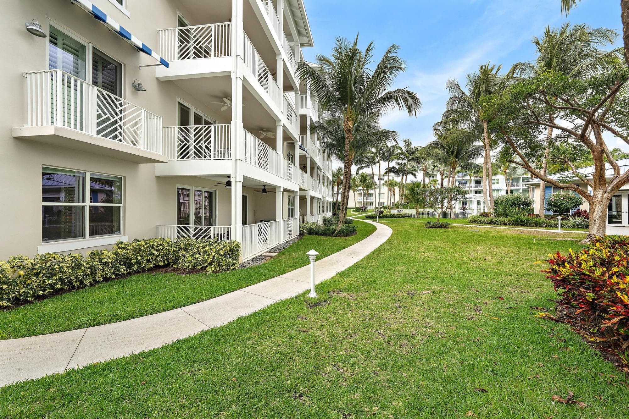 814 Bay Colony Drive S, Juno Beach, FL 33408 — photo 18 of 32