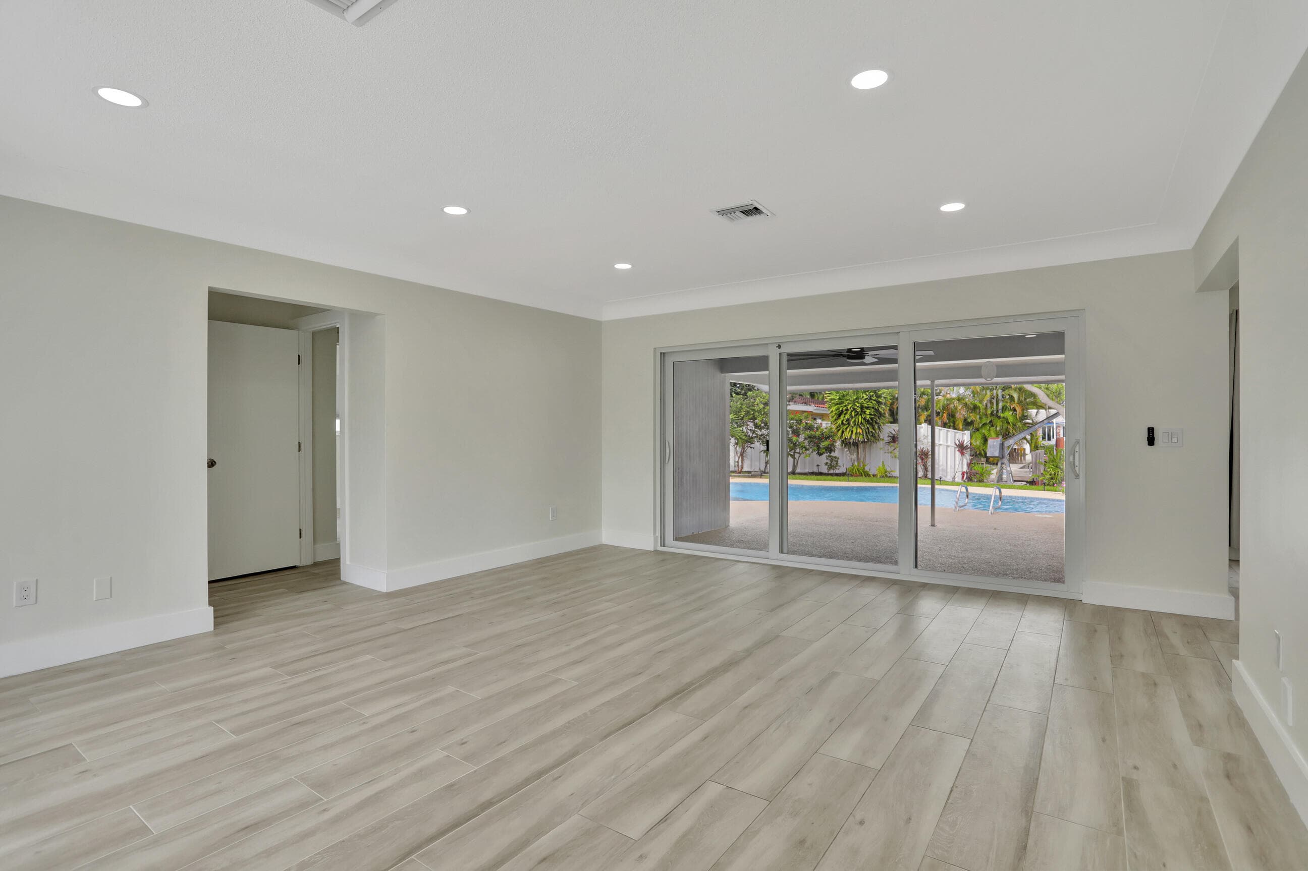 421 SE 5 Terrace, Pompano Beach, FL 33060 — photo 13 of 51