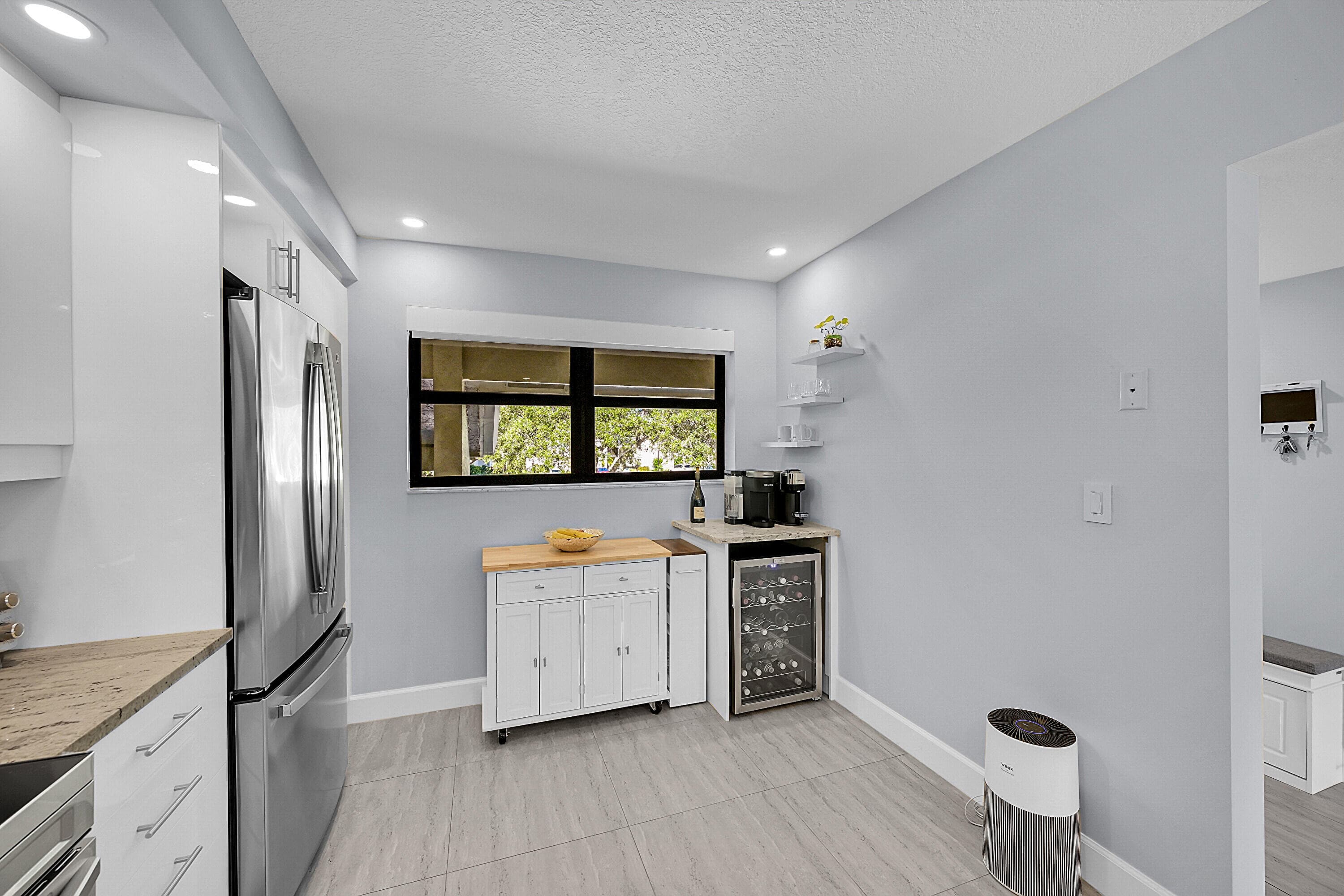 12870 Briarlake Drive 201, Palm Beach Gardens, FL 33418 — photo 8 of 34