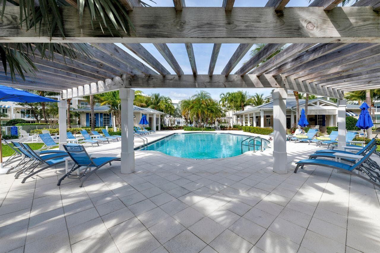 814 Bay Colony Drive S, Juno Beach, FL 33408 — photo 24 of 32