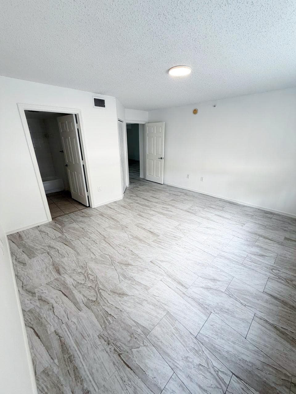 5025 Wiles Road 107, Coconut Creek, FL 33073 — photo 23 of 31