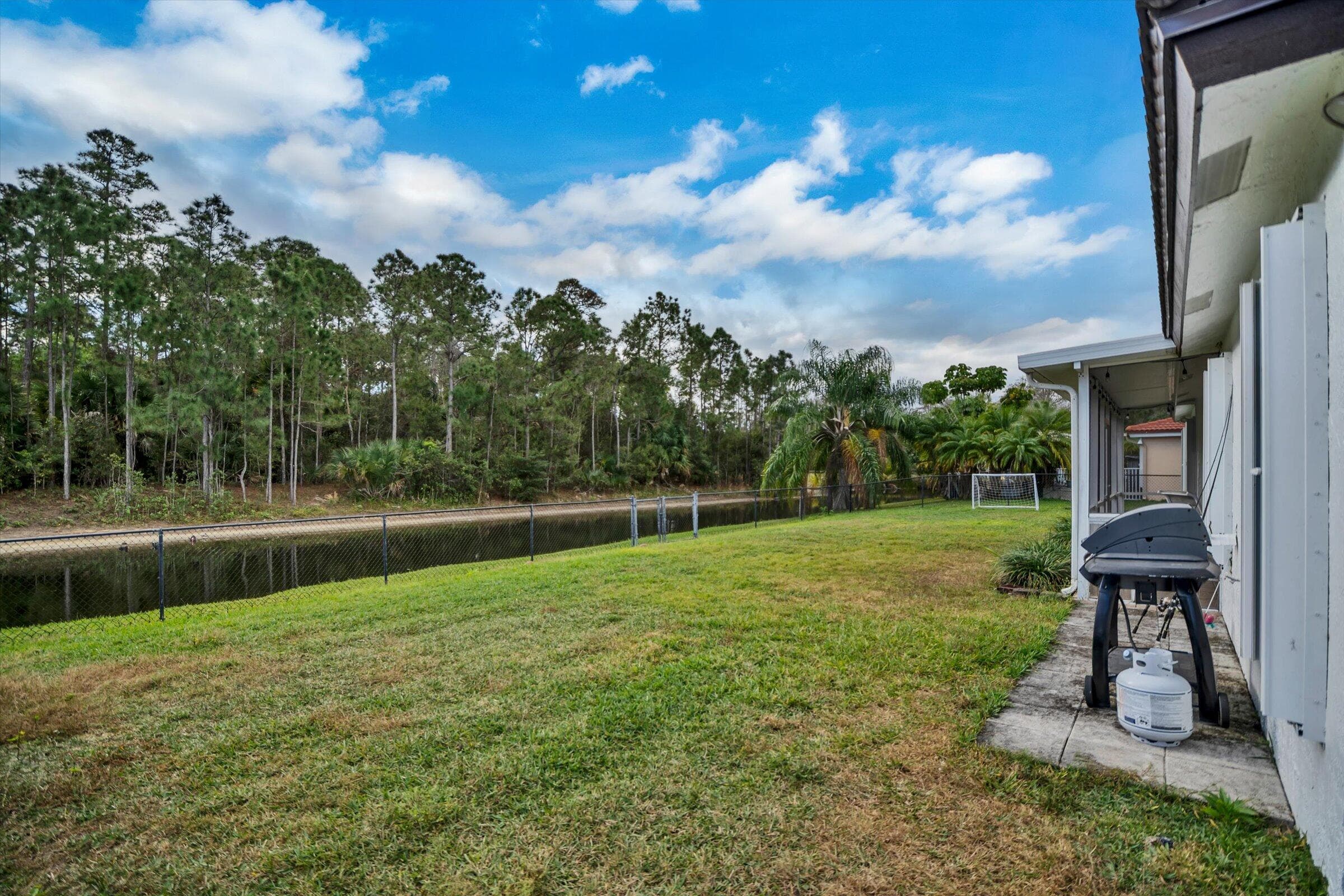112 Cocoplum Circle, Royal Palm Beach, FL 33411 — photo 5 of 36