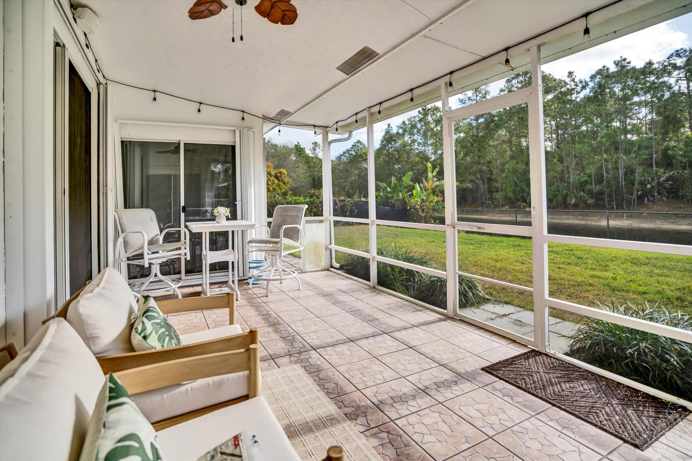 112 Cocoplum Circle, Royal Palm Beach, FL 33411 — photo 14 of 36