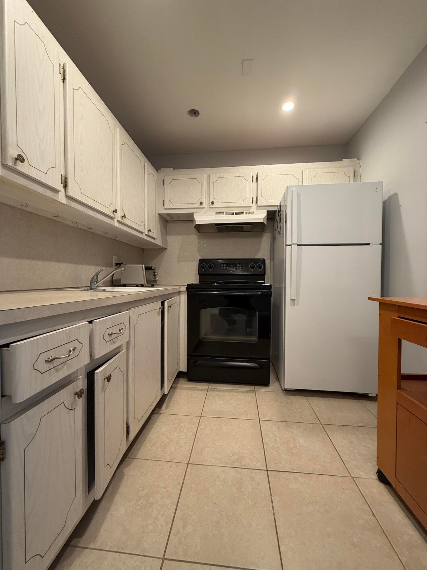70 Easthampton C, West Palm Beach, FL 33417 — photo 4 of 11