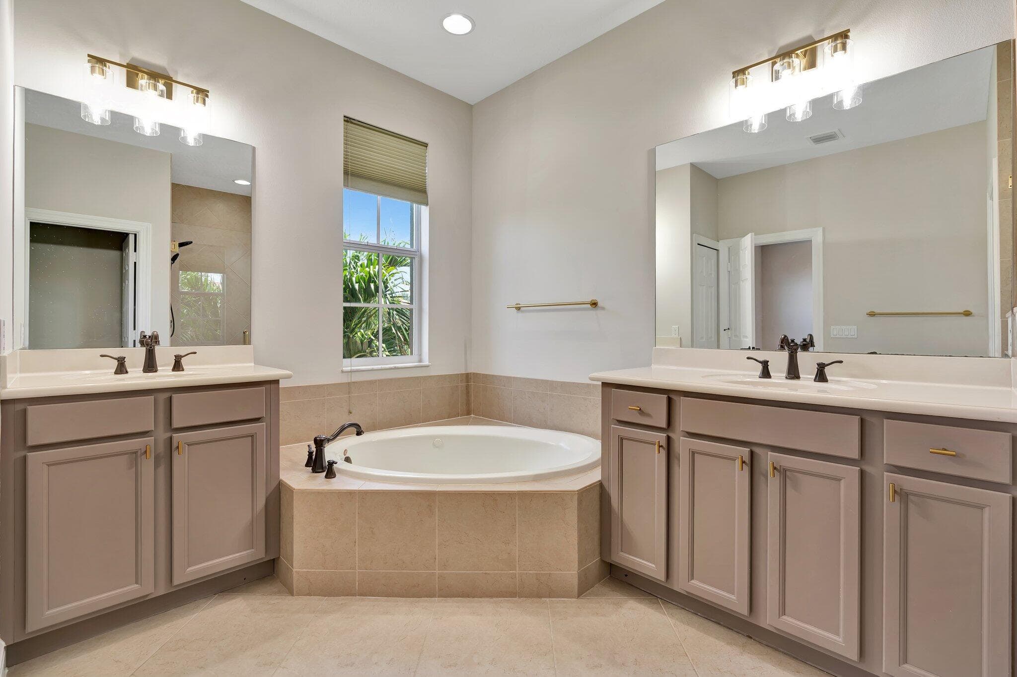 4559 Cadiz Circle, Palm Beach Gardens, FL 33418 — photo 42 of 52
